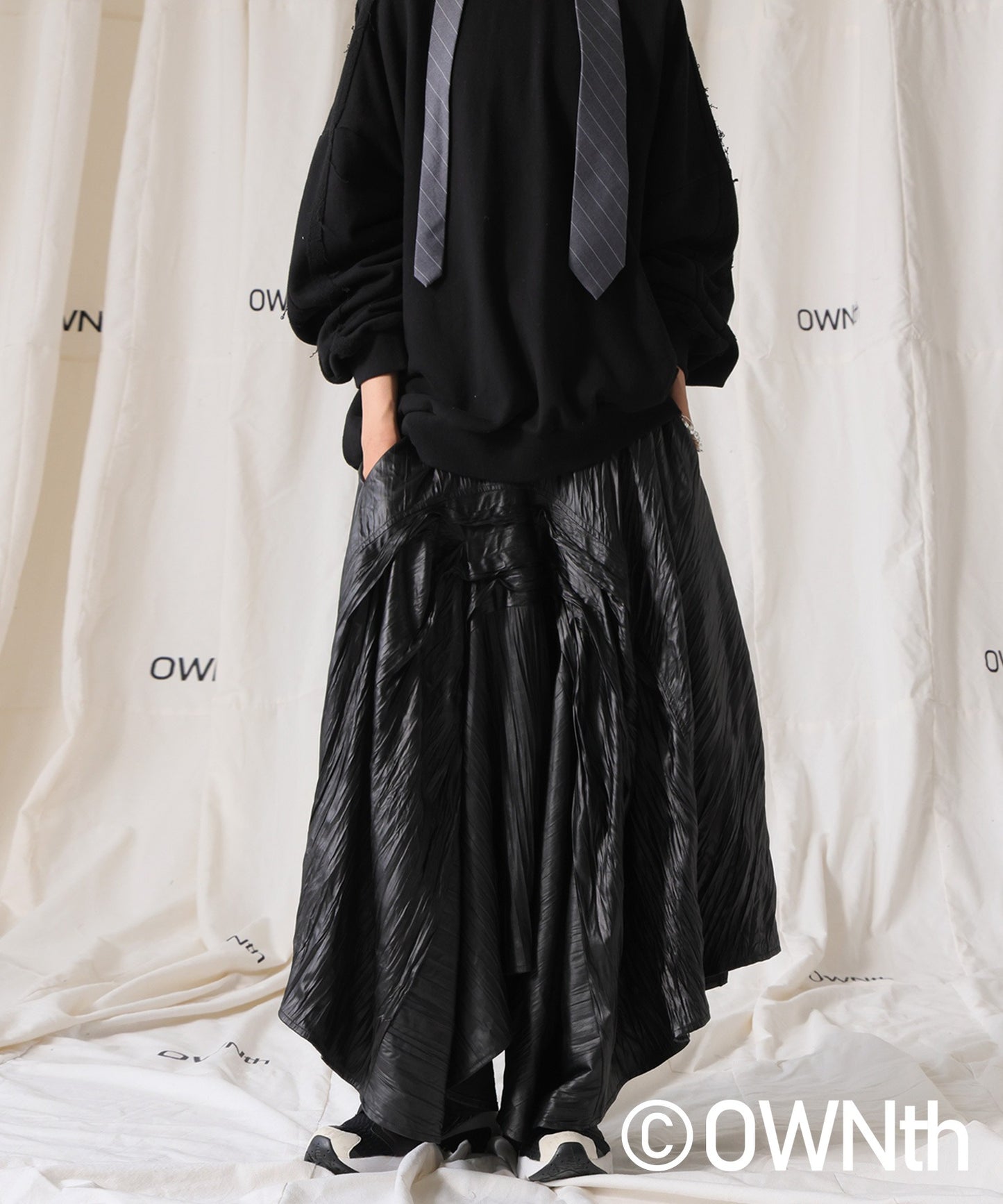 OWNth Asymmetric Tack Design Skirt Ladies