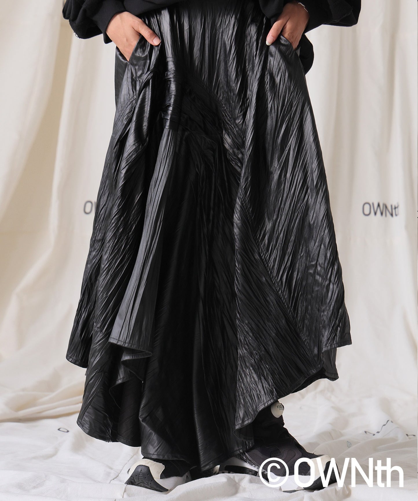 OWNth Asymmetric Tack Design Skirt Ladies