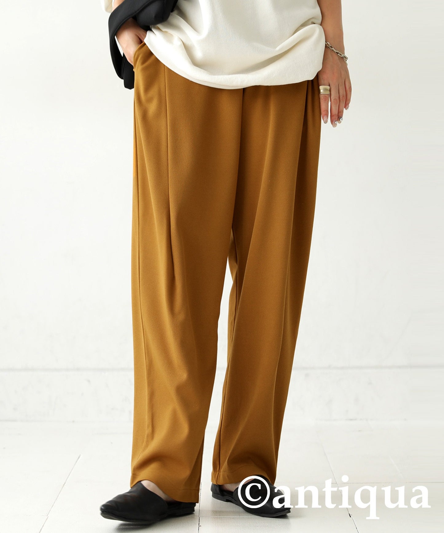 Stretch tapard pants Ladies Pants Bottoms