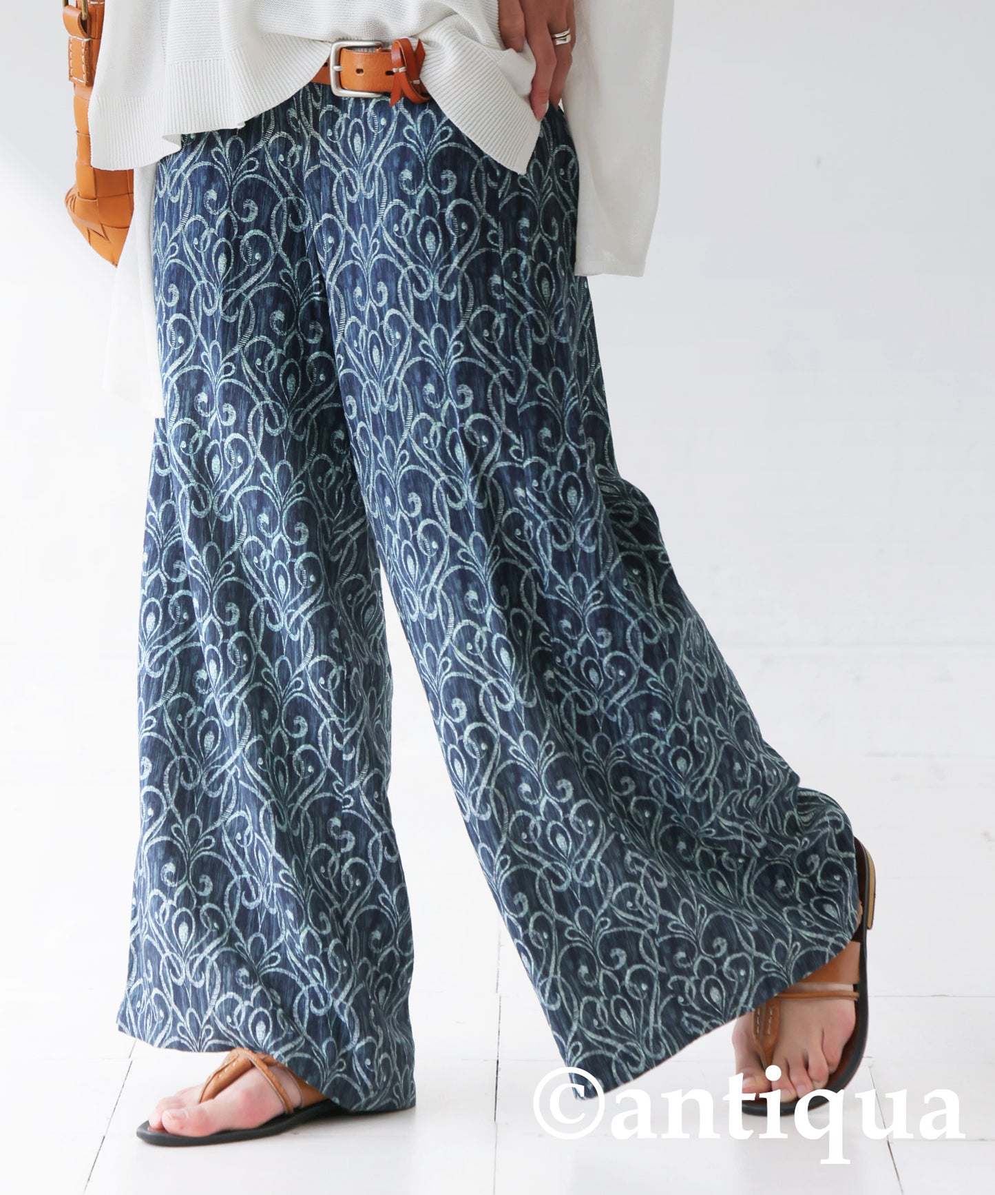 Ladies All-Over Pattern Pants