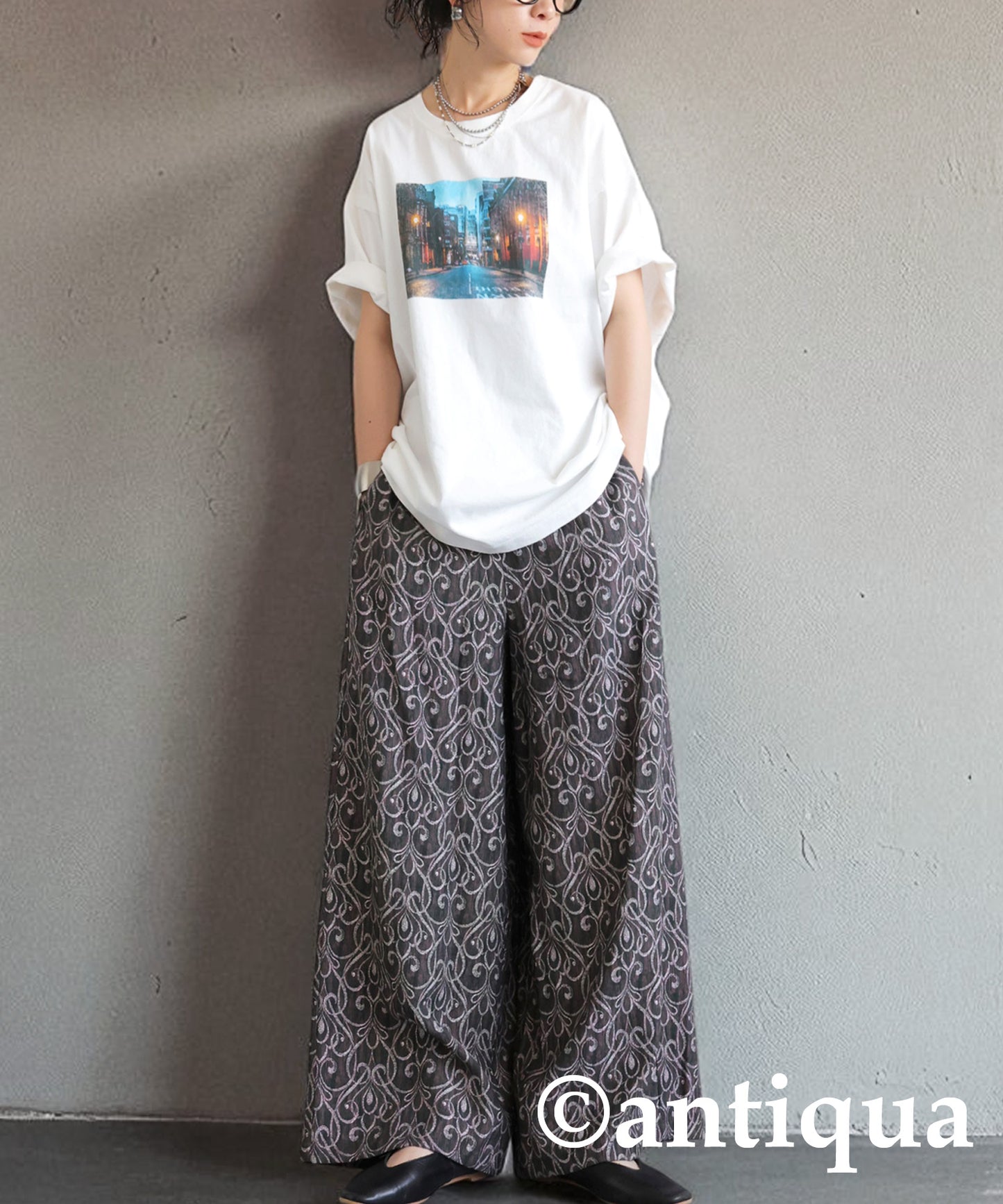 Ladies All-Over Pattern Pants