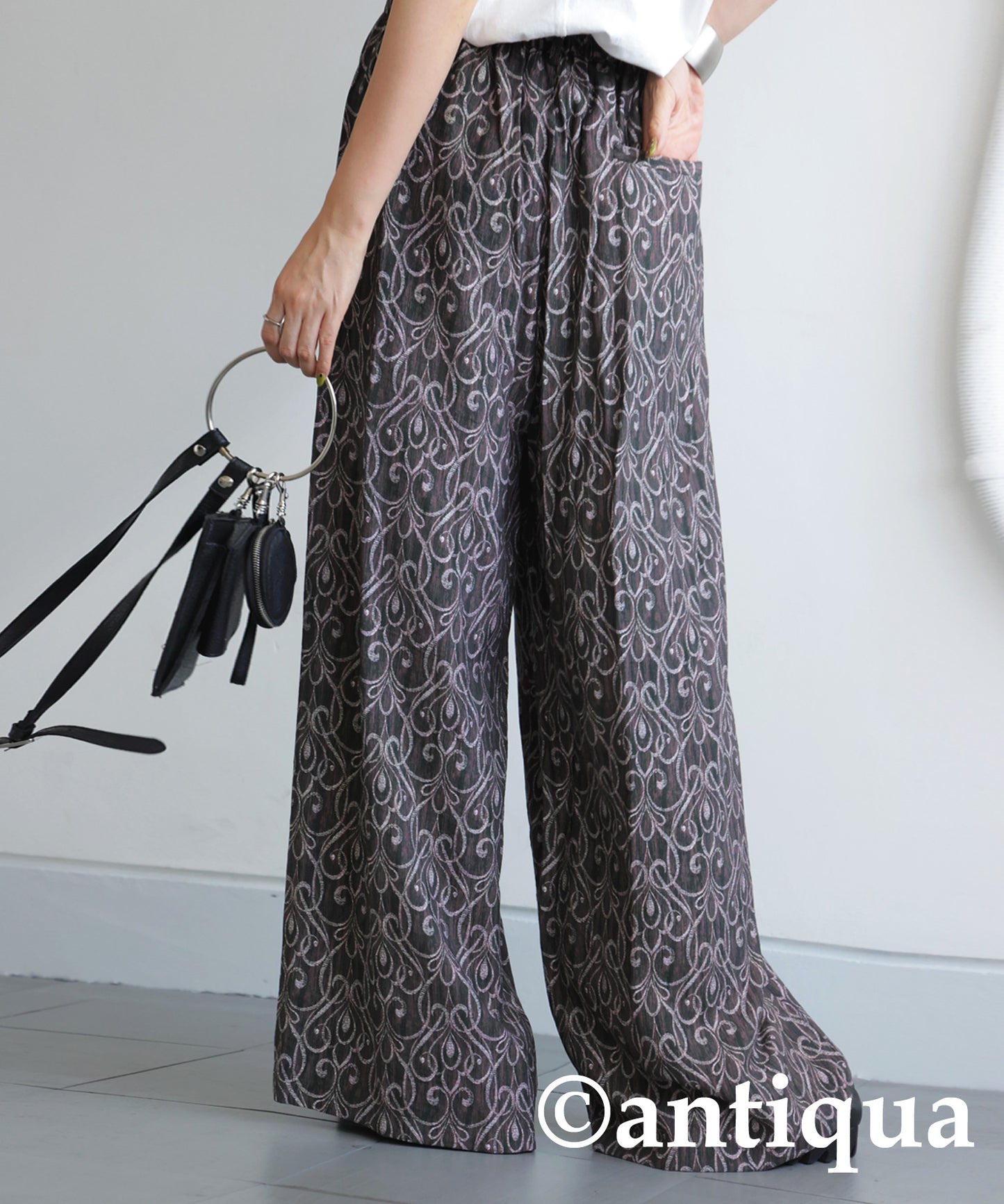 Ladies All-Over Pattern Pants