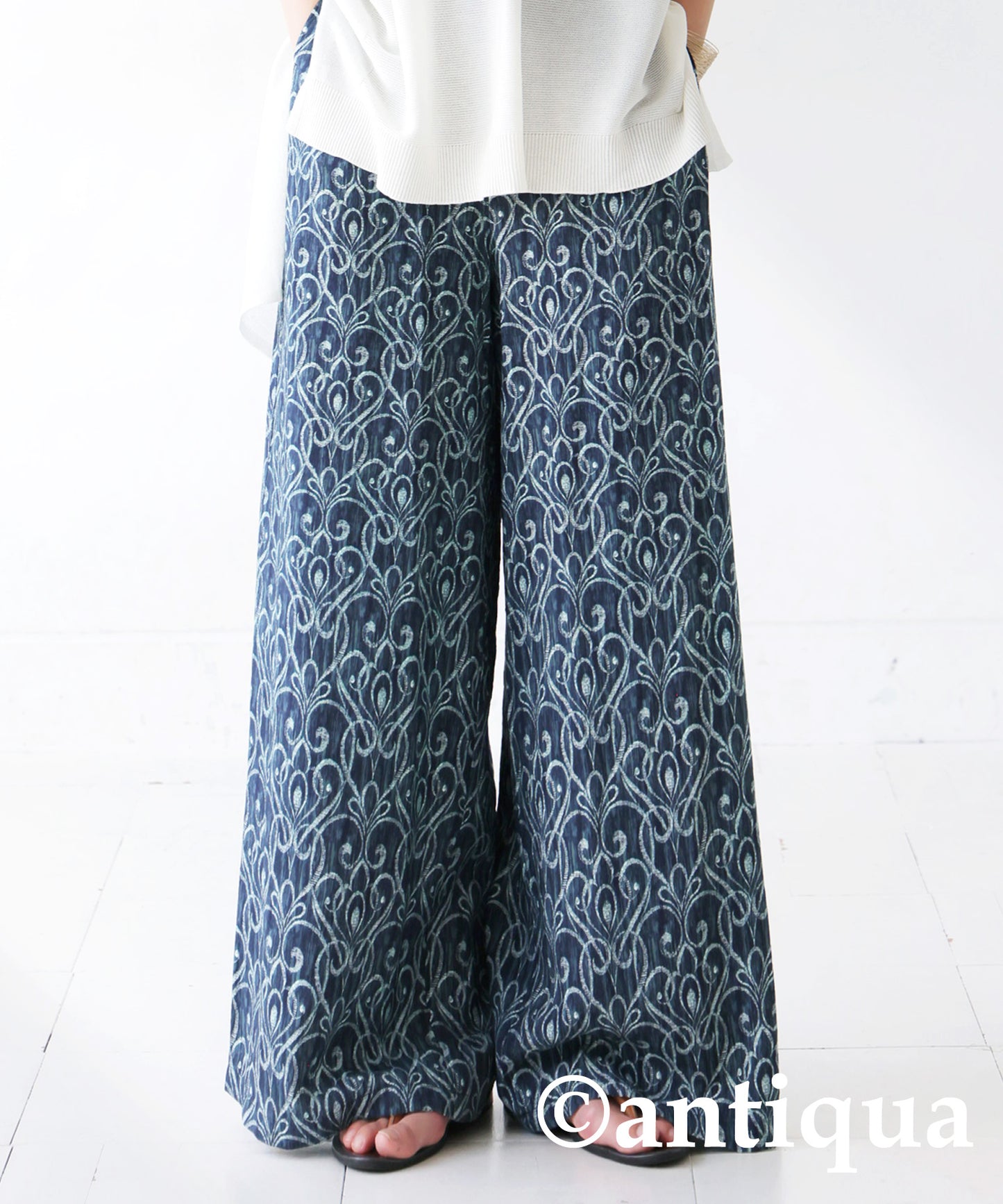Ladies All-Over Pattern Pants