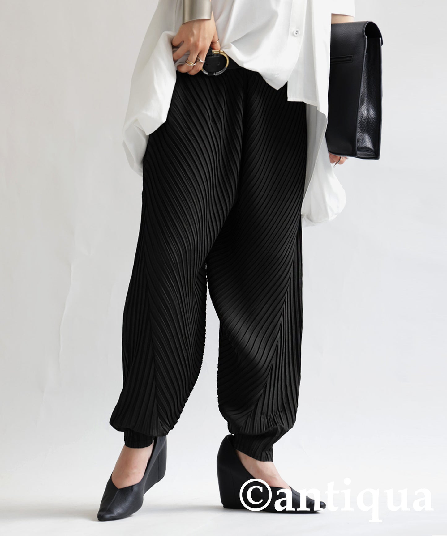 Pleated wide pants Ladies