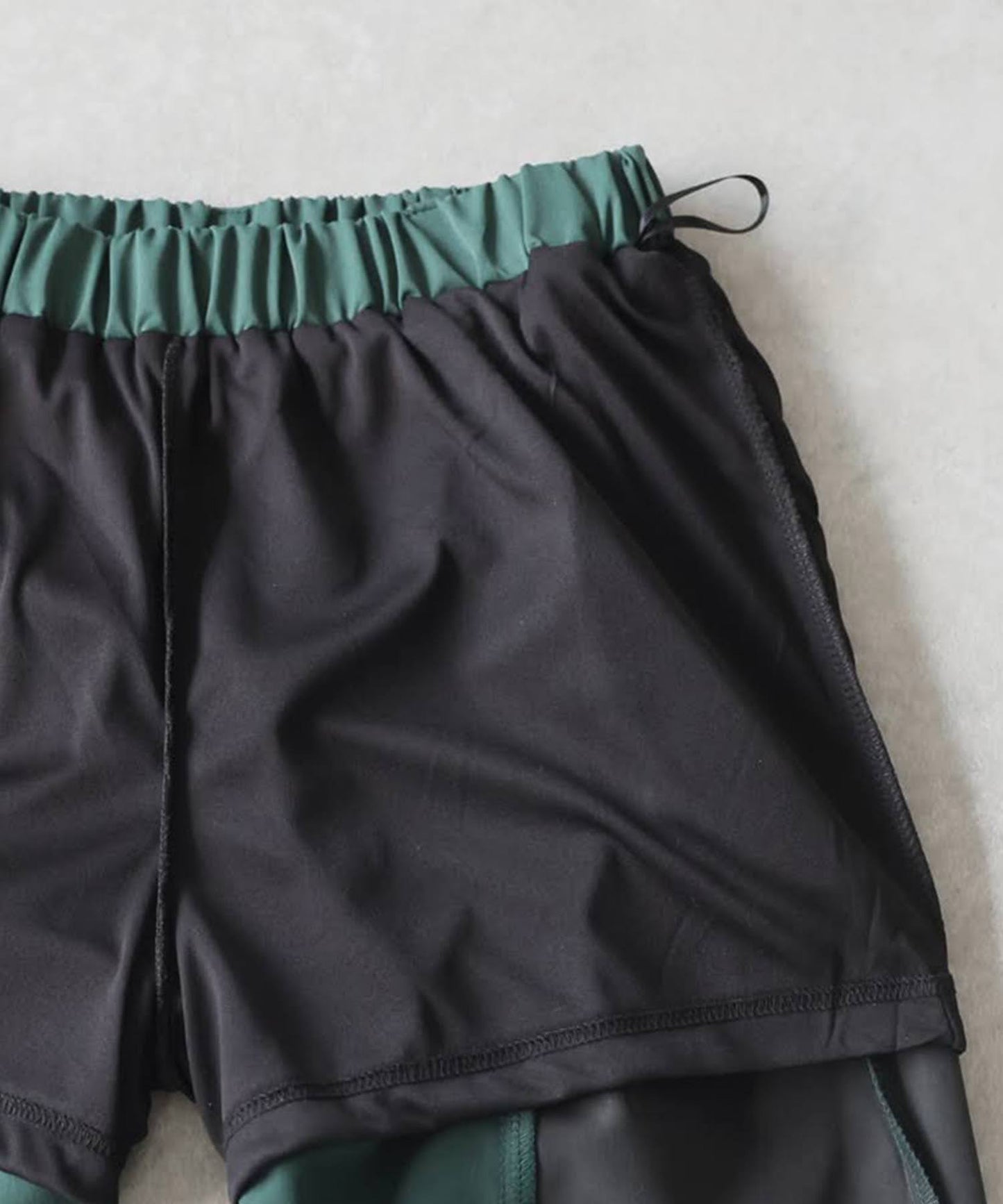 ANTIQUA GOLF×STCH Color-Blocked Piping Mini Skirt Ladies