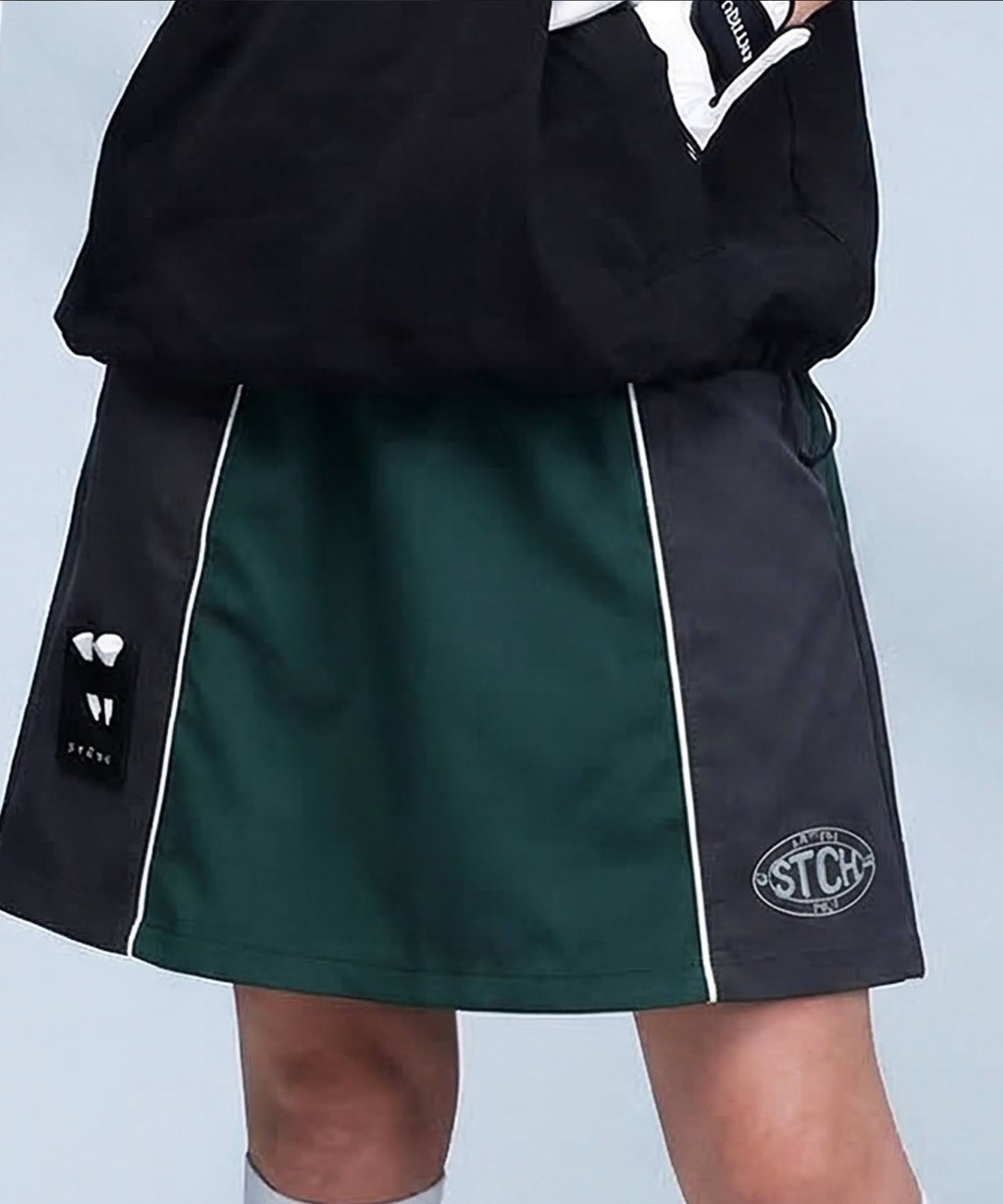 ANTIQUA GOLF×STCH Color-Blocked Piping Mini Skirt Ladies