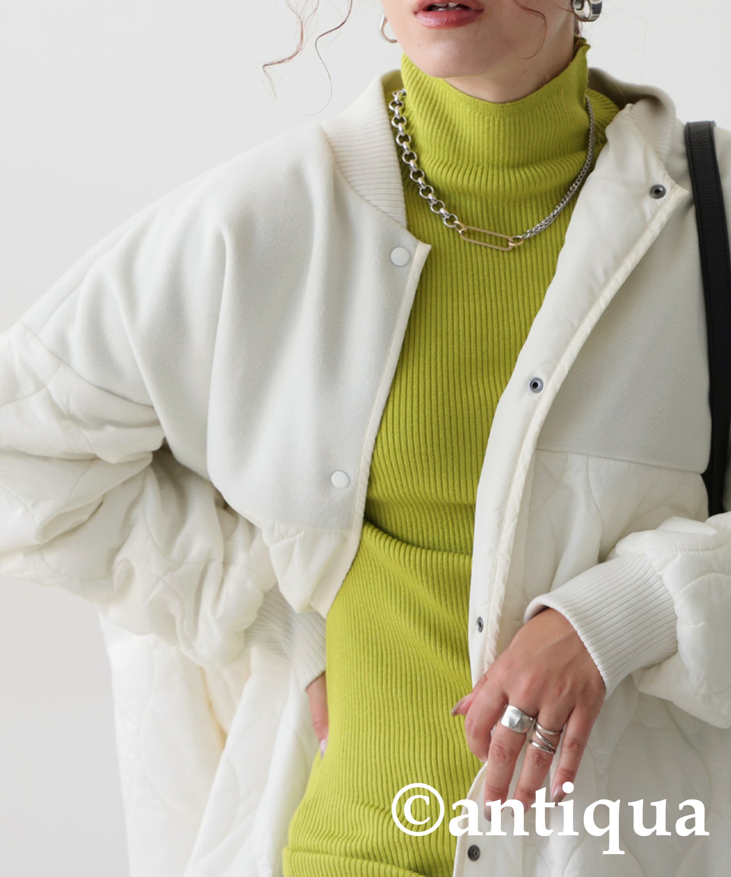 Single Color High Neck Heat Rib Innerwear Ladies