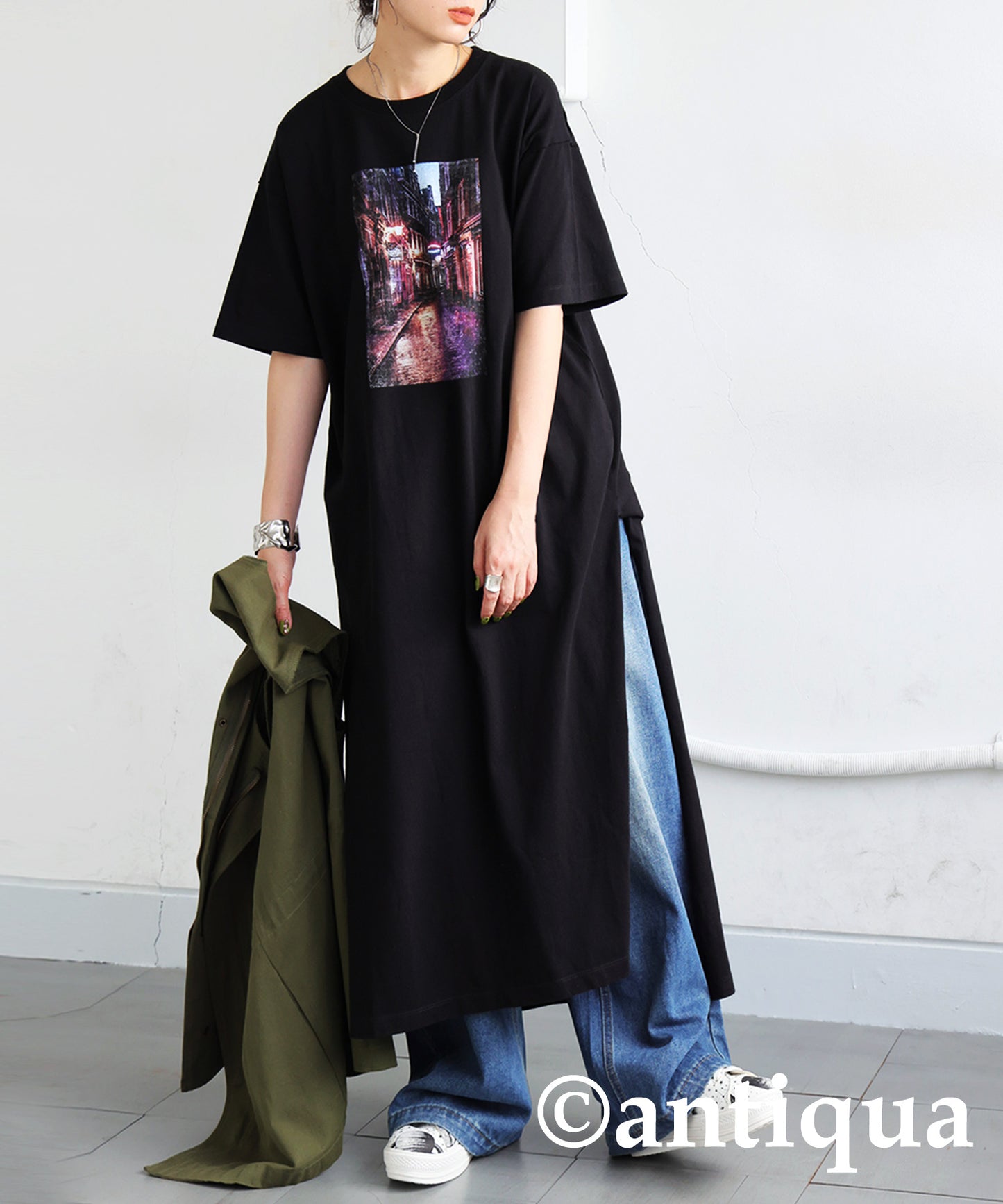 Ladies Photo Design Slit Dress