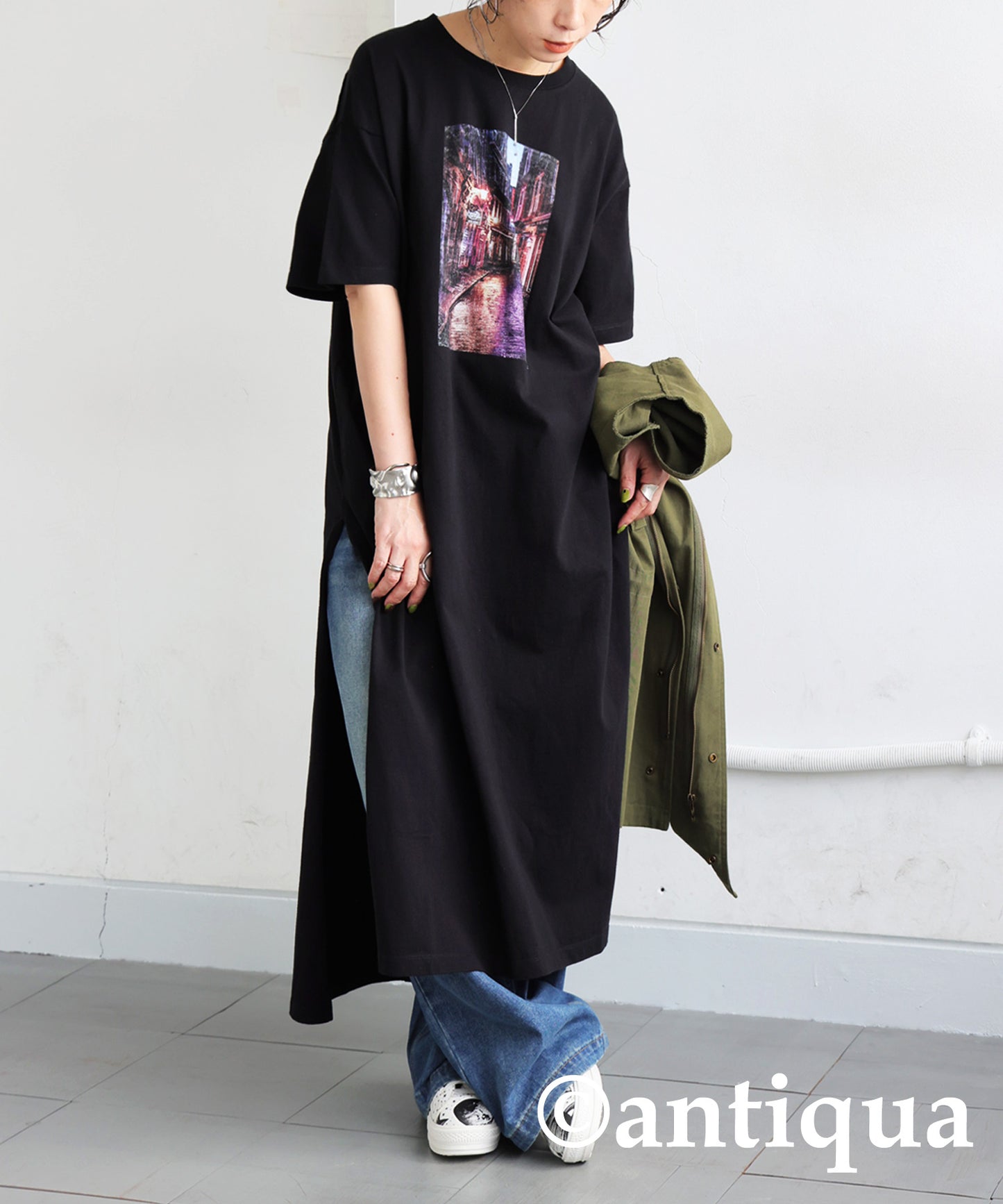 Ladies Photo Design Slit Dress