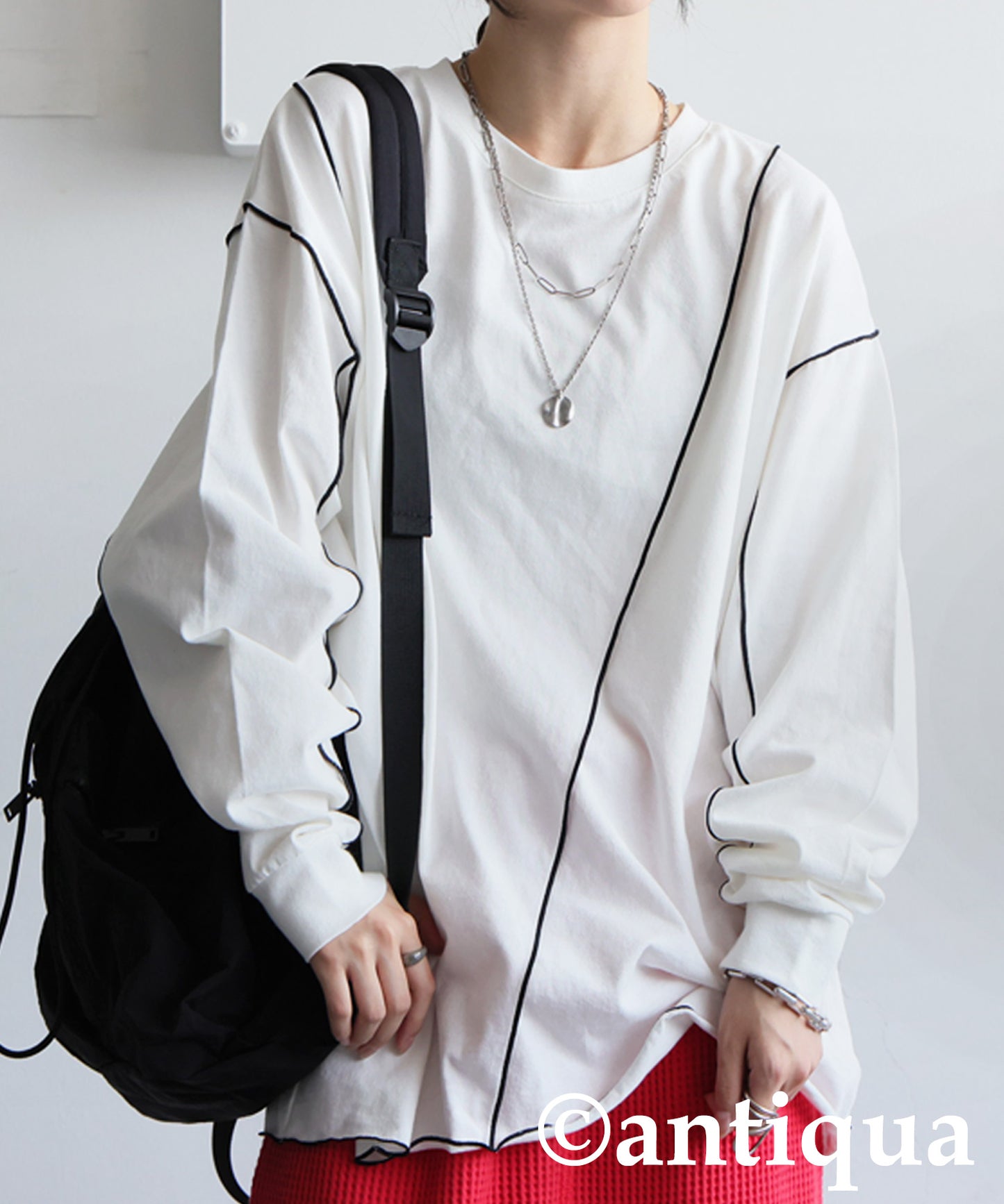 Color-Coordinated Mellow Stitch Long-Sleeved T-Shirt Ladies