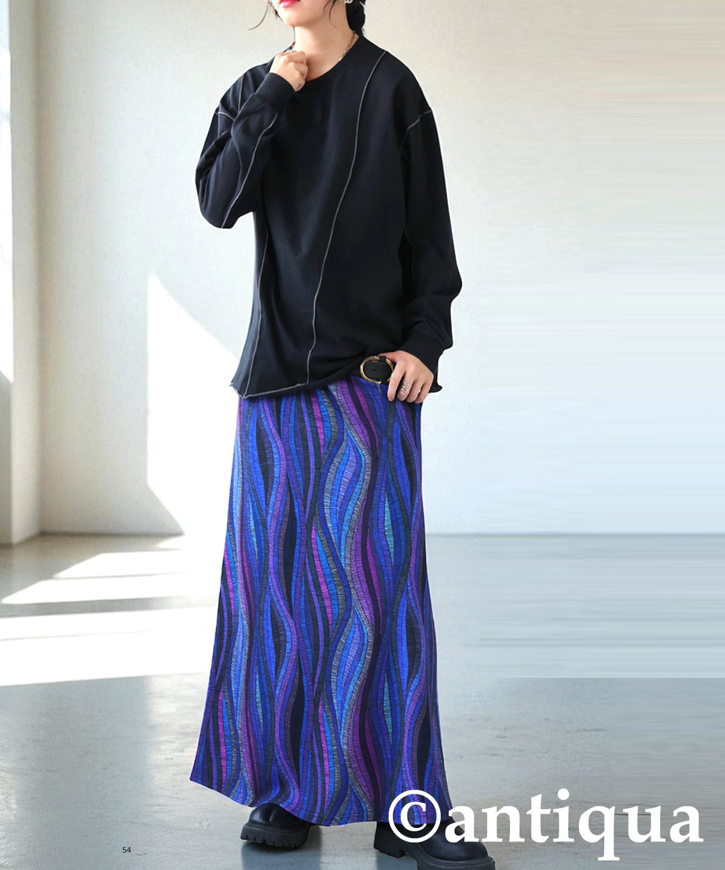 Color-Coordinated Mellow Stitch Long-Sleeved T-Shirt Ladies