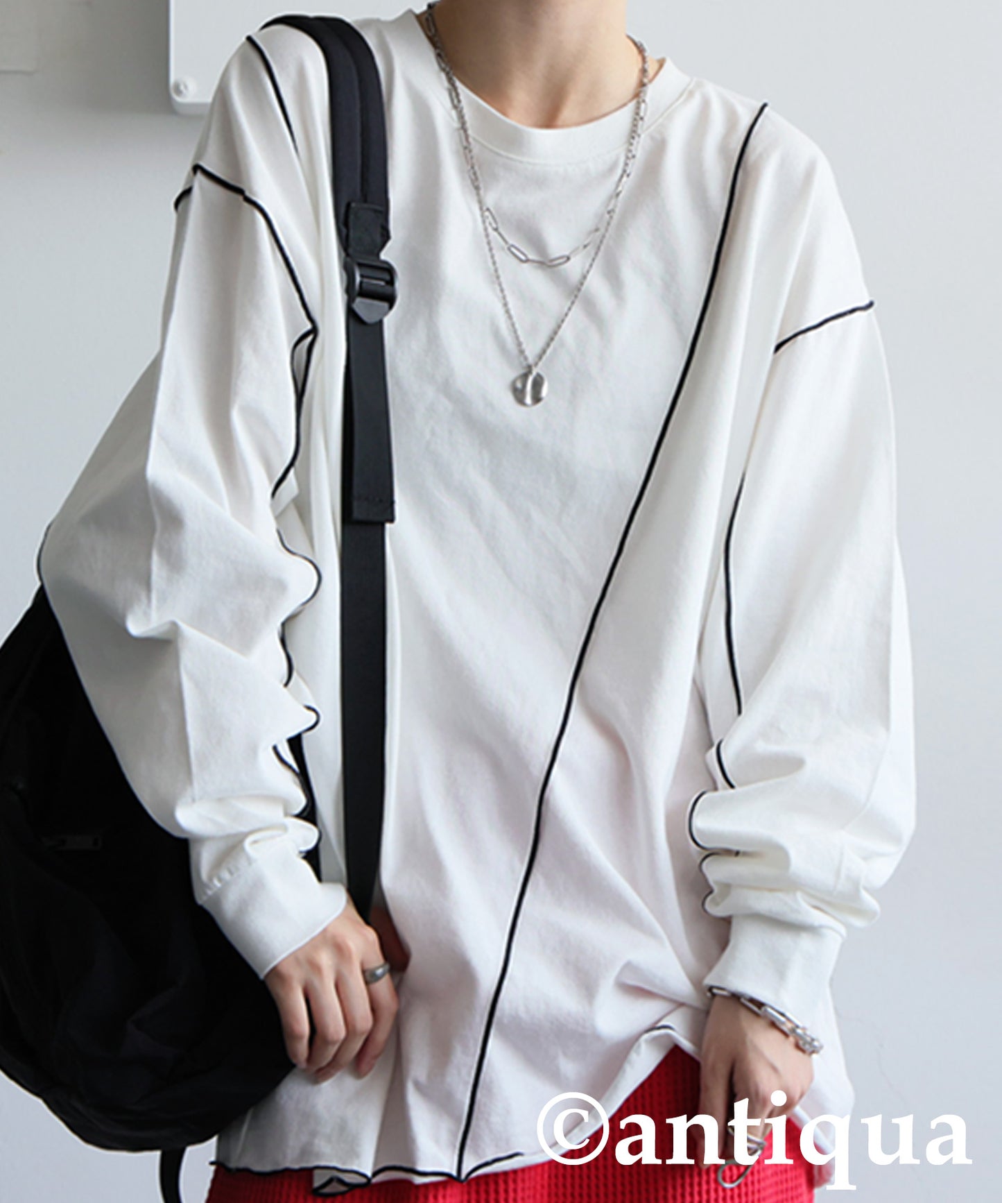 Color-Coordinated Mellow Stitch Long-Sleeved T-Shirt Ladies