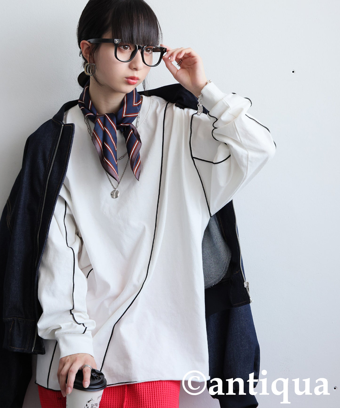 Color-Coordinated Mellow Stitch Long-Sleeved T-Shirt Ladies