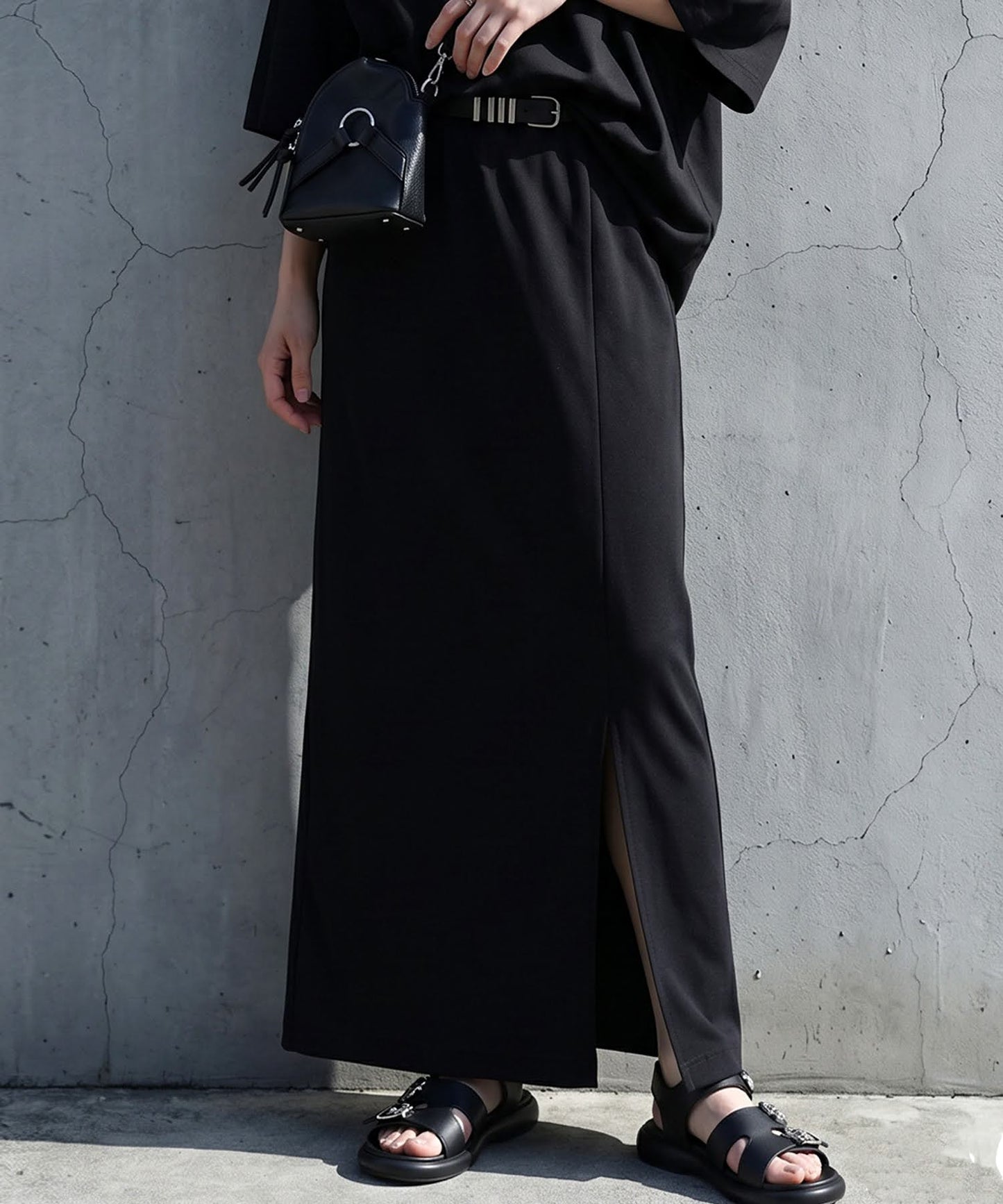 Cool-Touch Fabric, Slit-Front Tight Skirt Ladies
