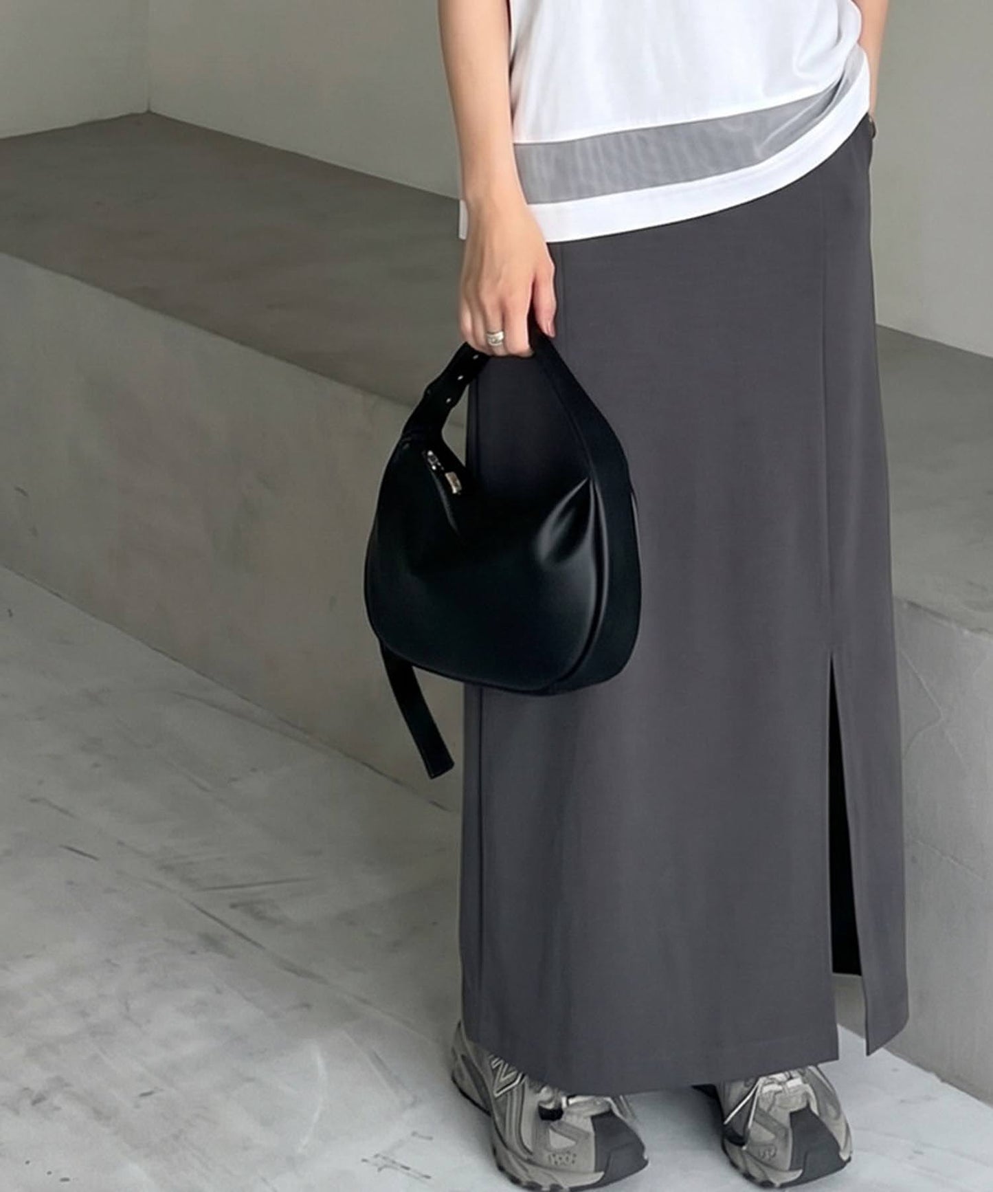 Cool-Touch Fabric, Slit-Front Tight Skirt Ladies