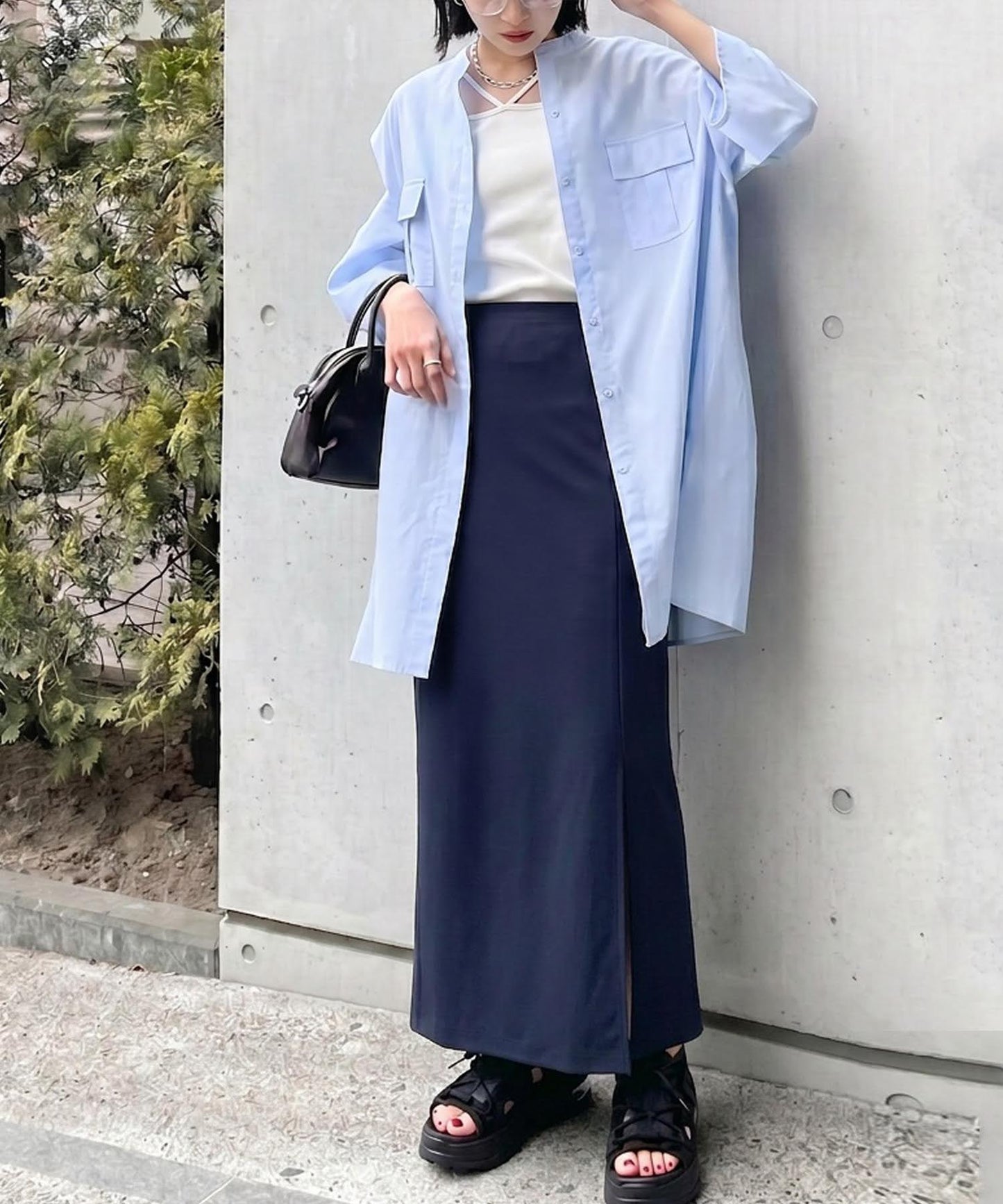 Cool-Touch Fabric, Slit-Front Tight Skirt Ladies