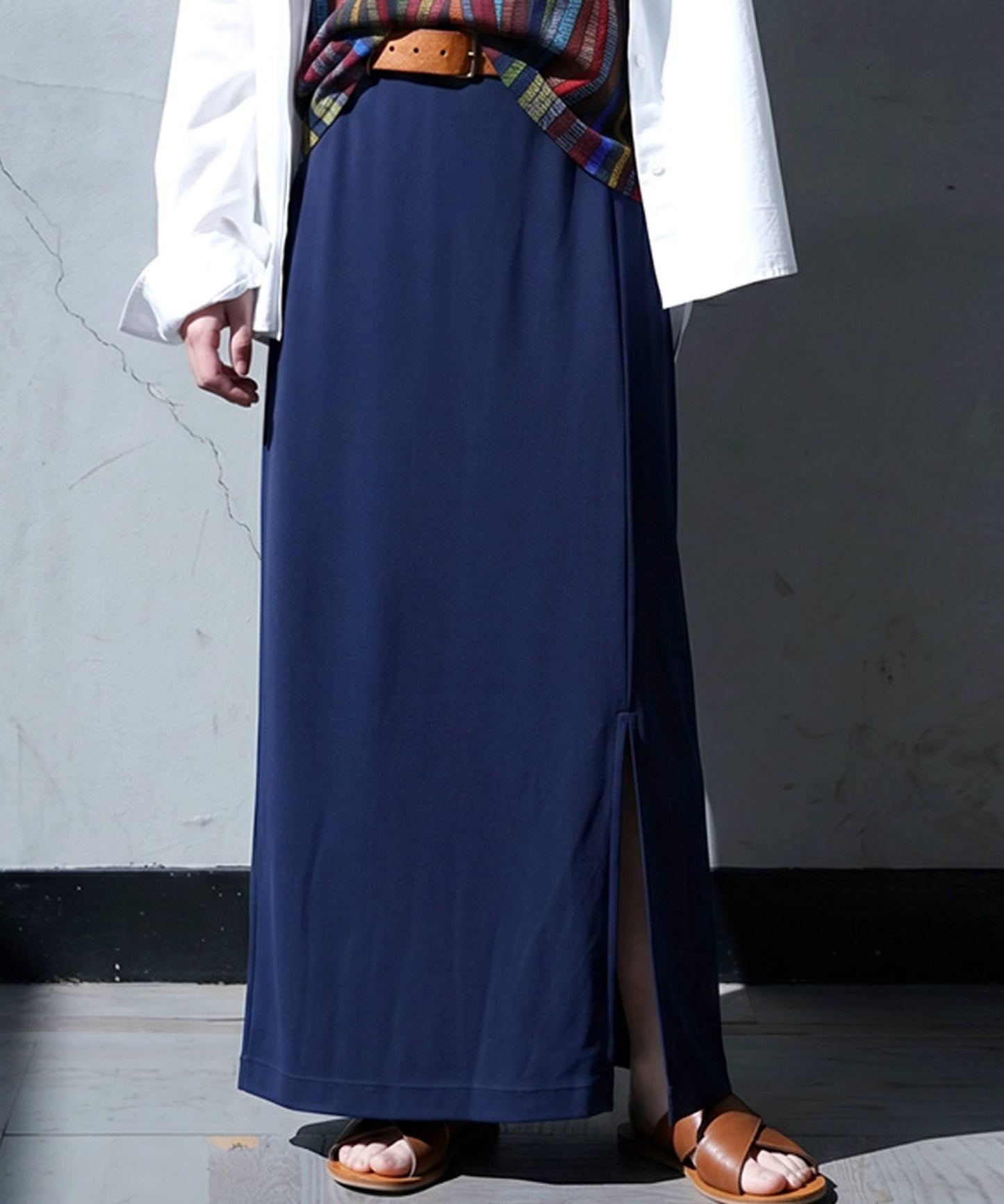 Cool-Touch Fabric, Slit-Front Tight Skirt Ladies