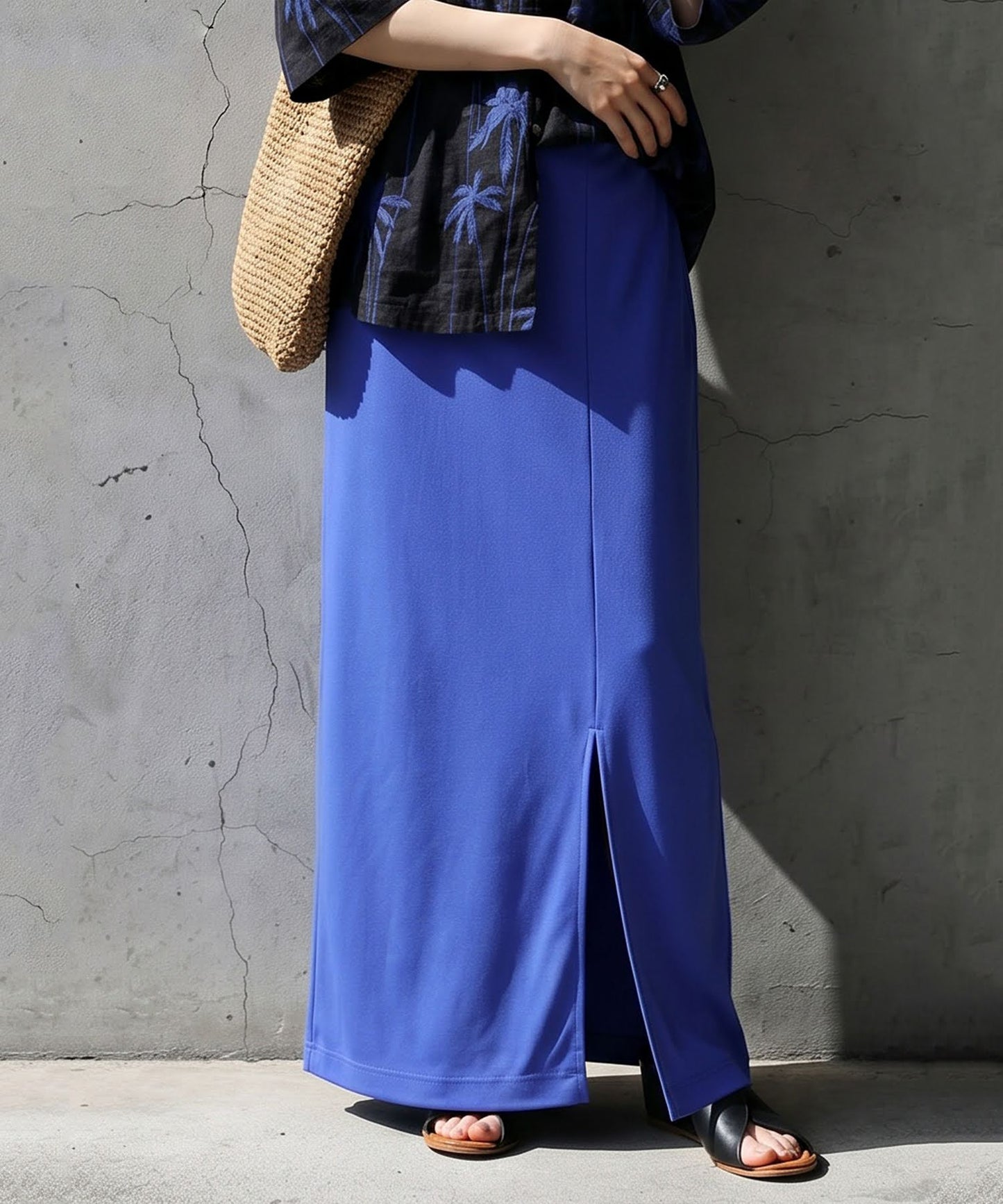 Cool-Touch Fabric, Slit-Front Tight Skirt Ladies