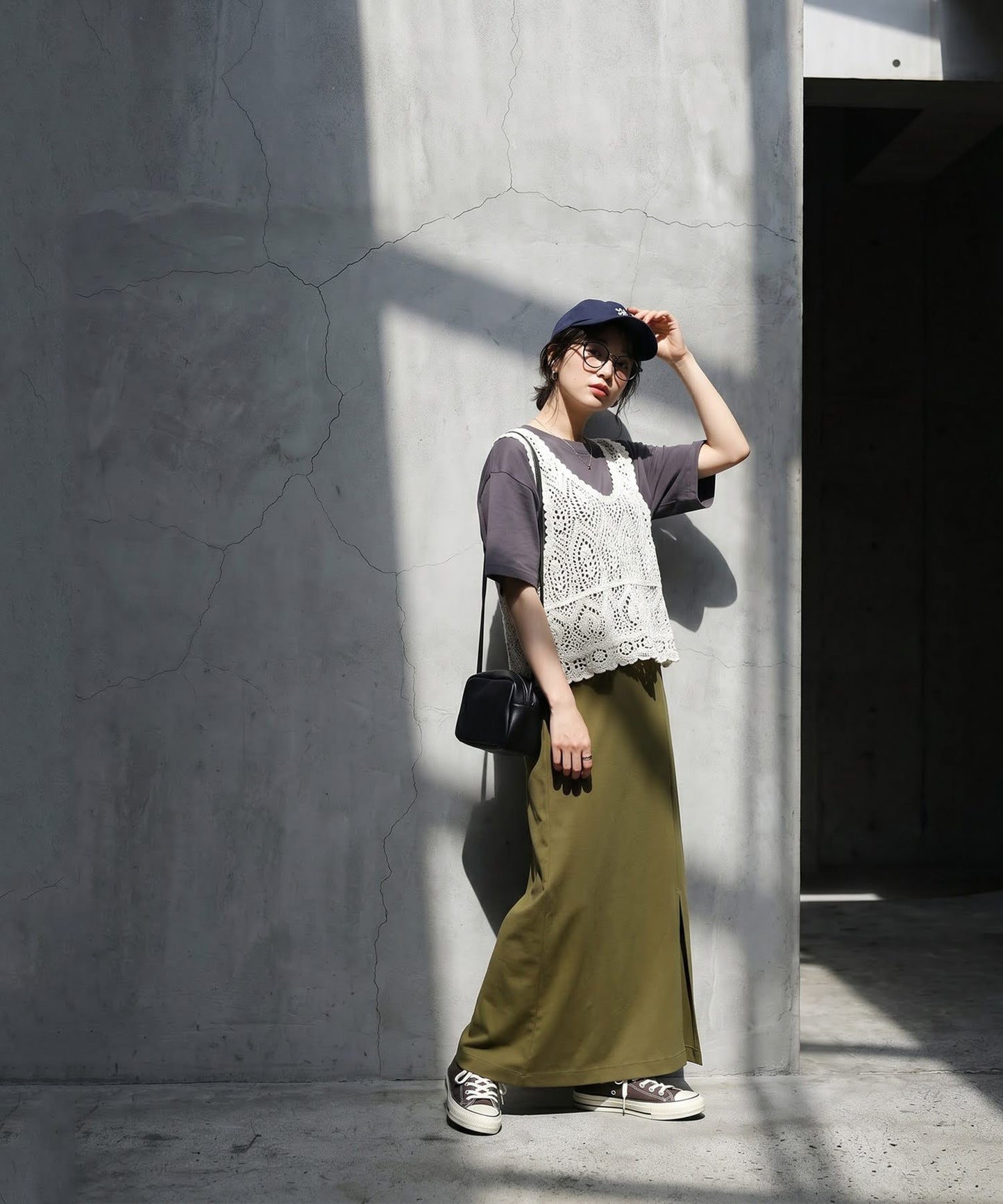 Cool-Touch Fabric, Slit-Front Tight Skirt Ladies