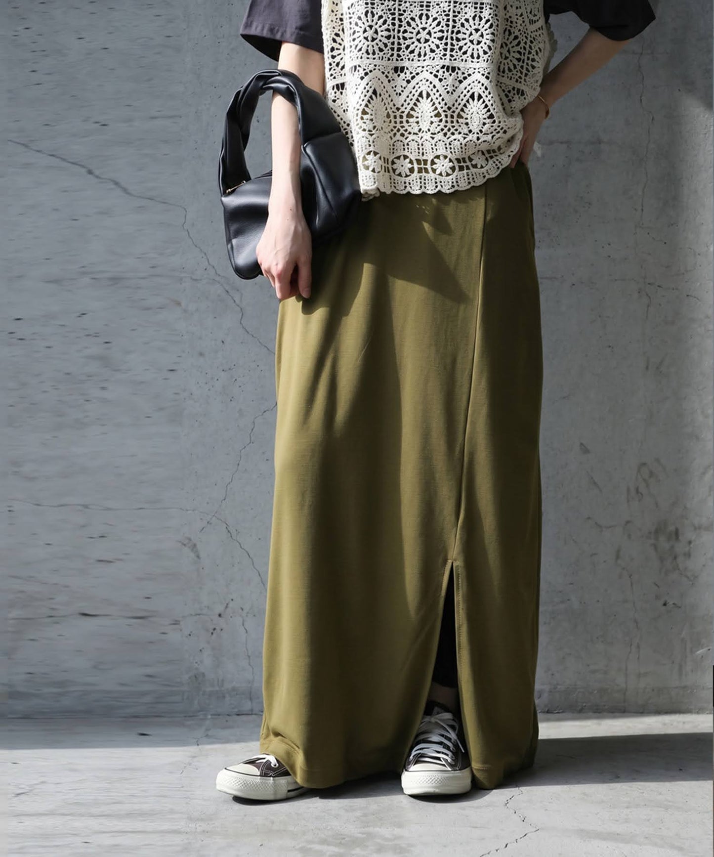 Cool-Touch Fabric, Slit-Front Tight Skirt Ladies