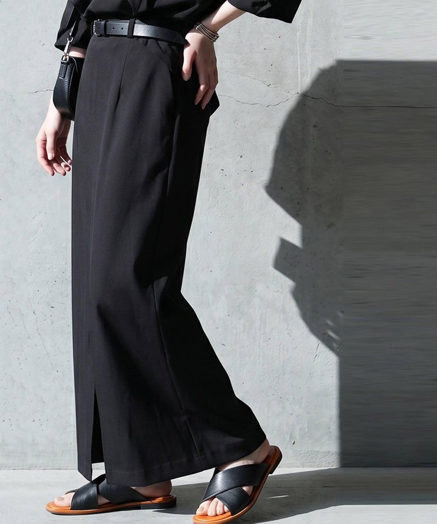 Cool-Touch Fabric, Slit-Front Tight Skirt Ladies