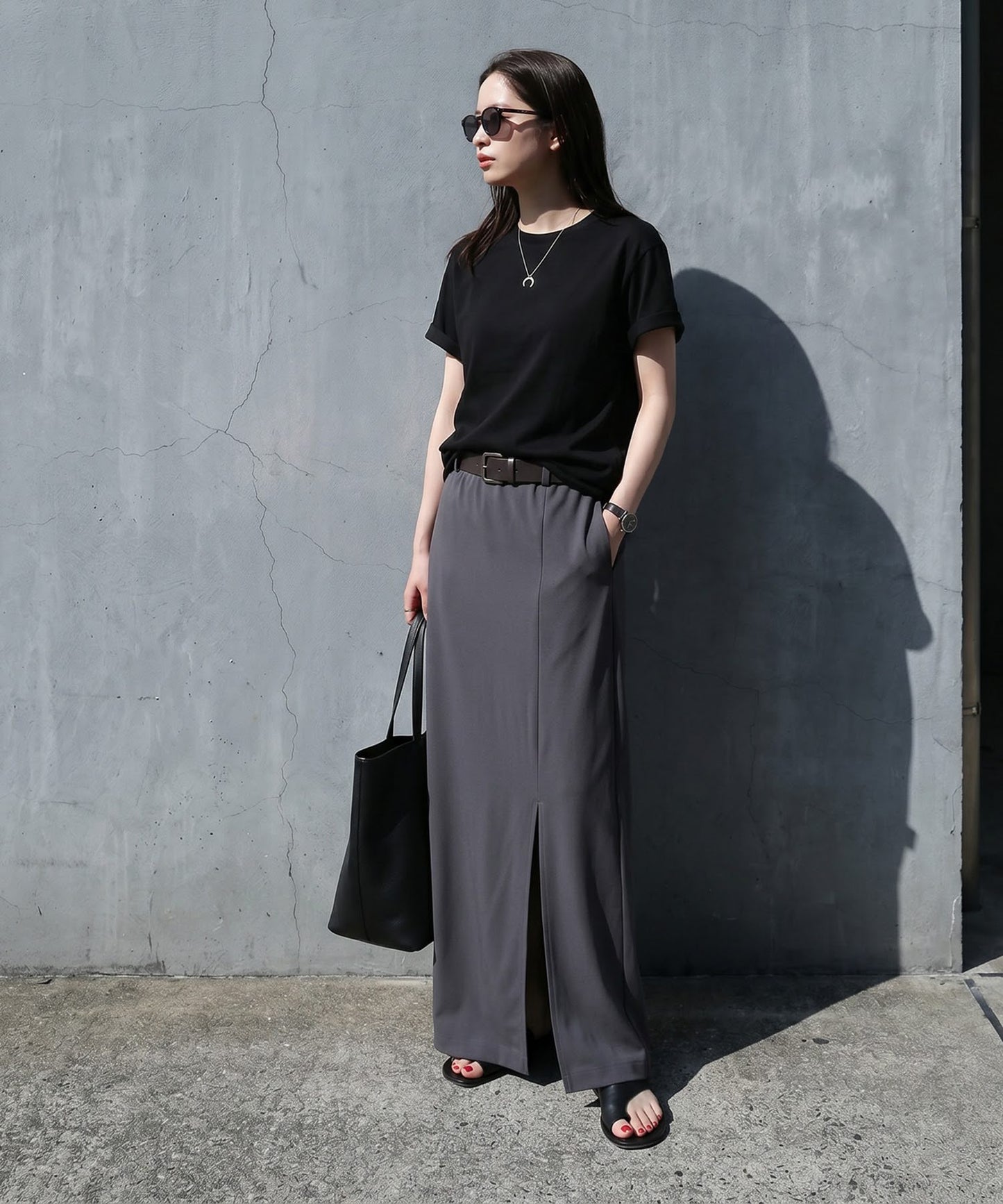 Cool-Touch Fabric, Slit-Front Tight Skirt Ladies