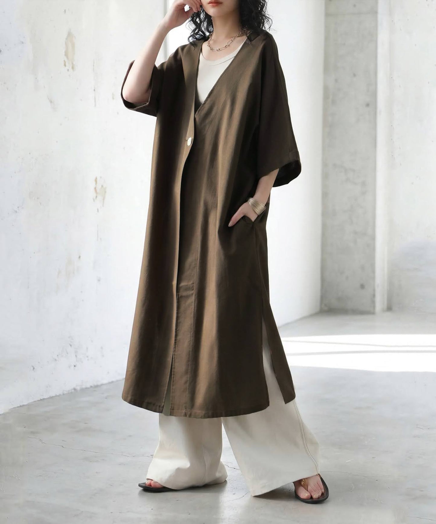 Linen-Like V-Neck Cardigan Ladies