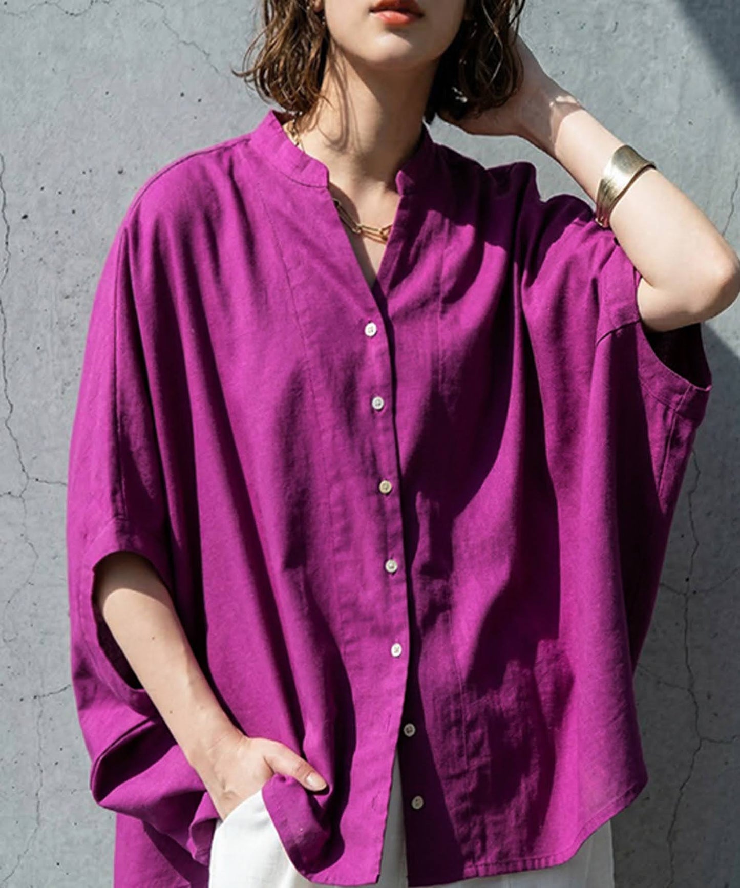Keyhole Neckline Linen-Like Dolman Shirt Ladies