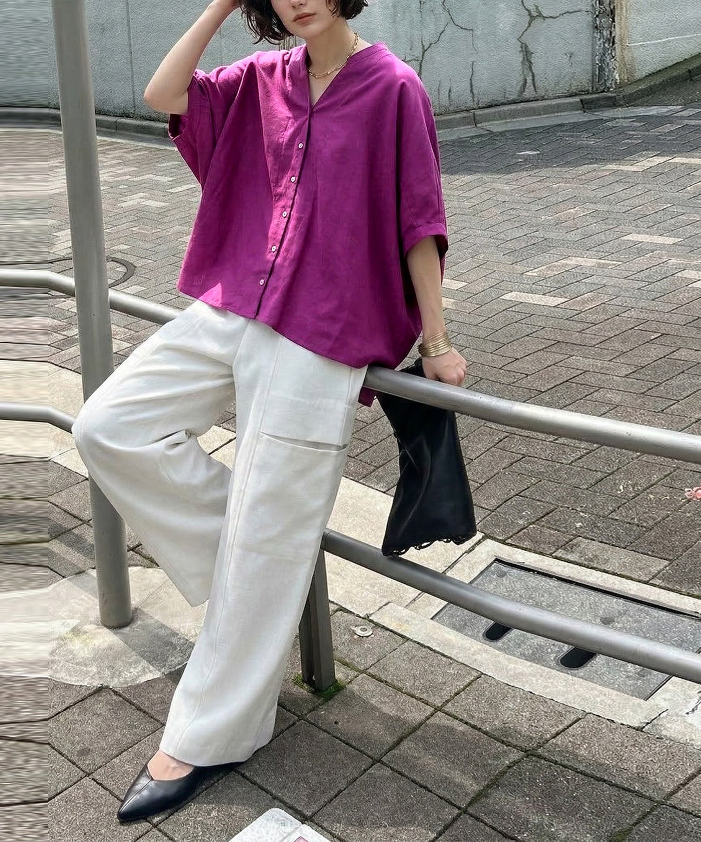 Keyhole Neckline Linen-Like Dolman Shirt Ladies