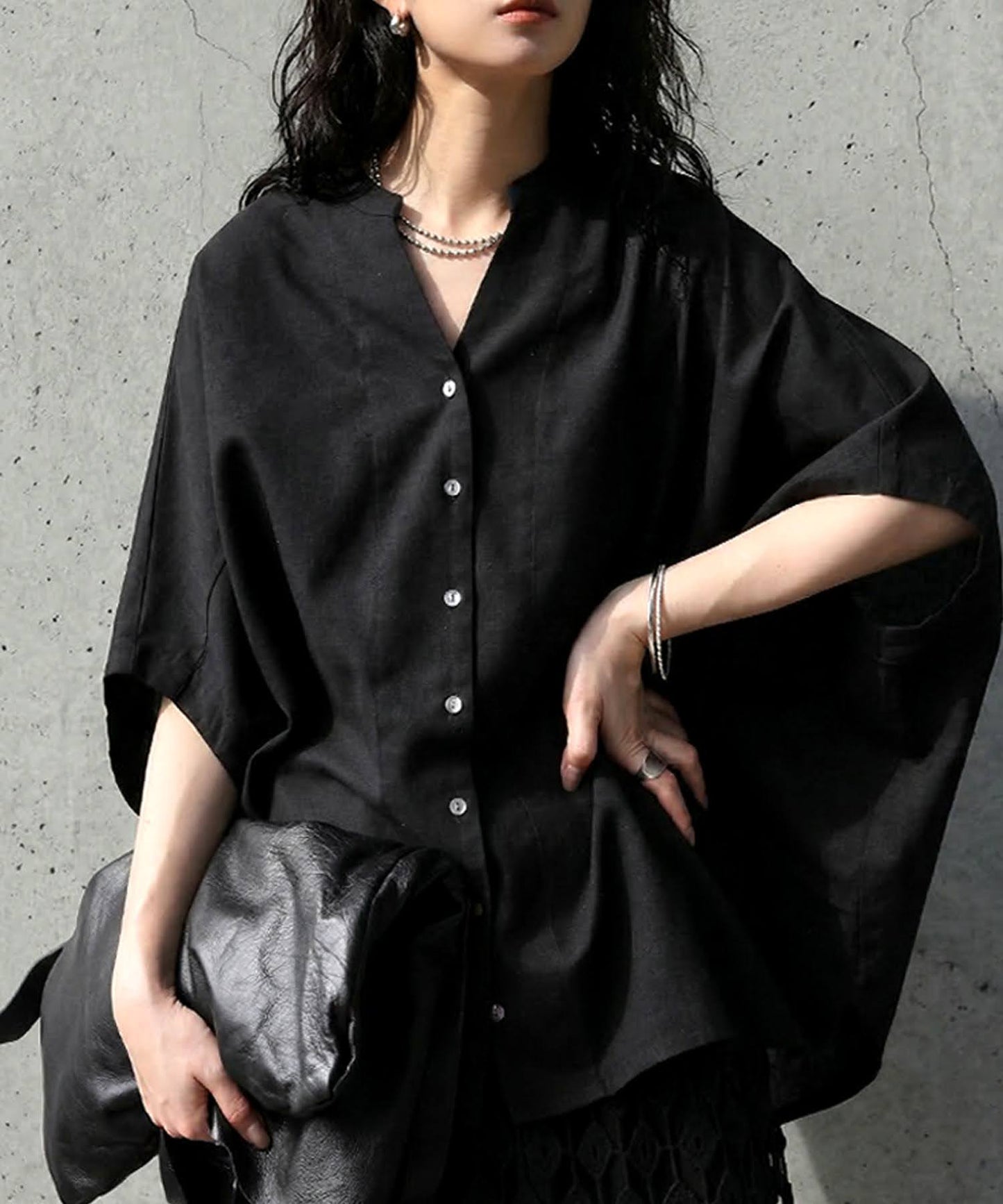 Keyhole Neckline Linen-Like Dolman Shirt Ladies