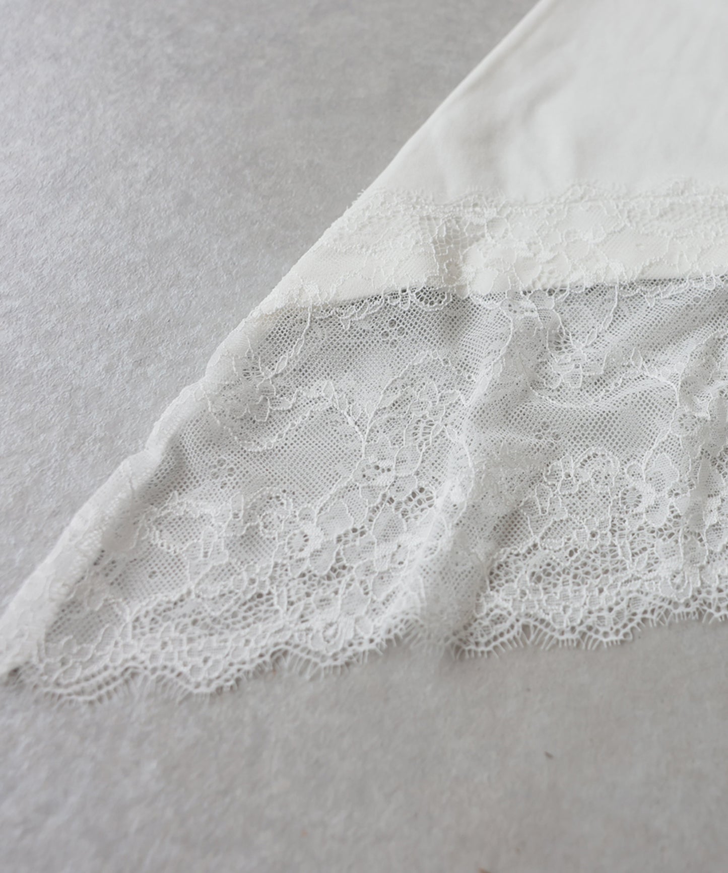 Cool-Touch, Lace-Hem Layered Tank Top Ladies