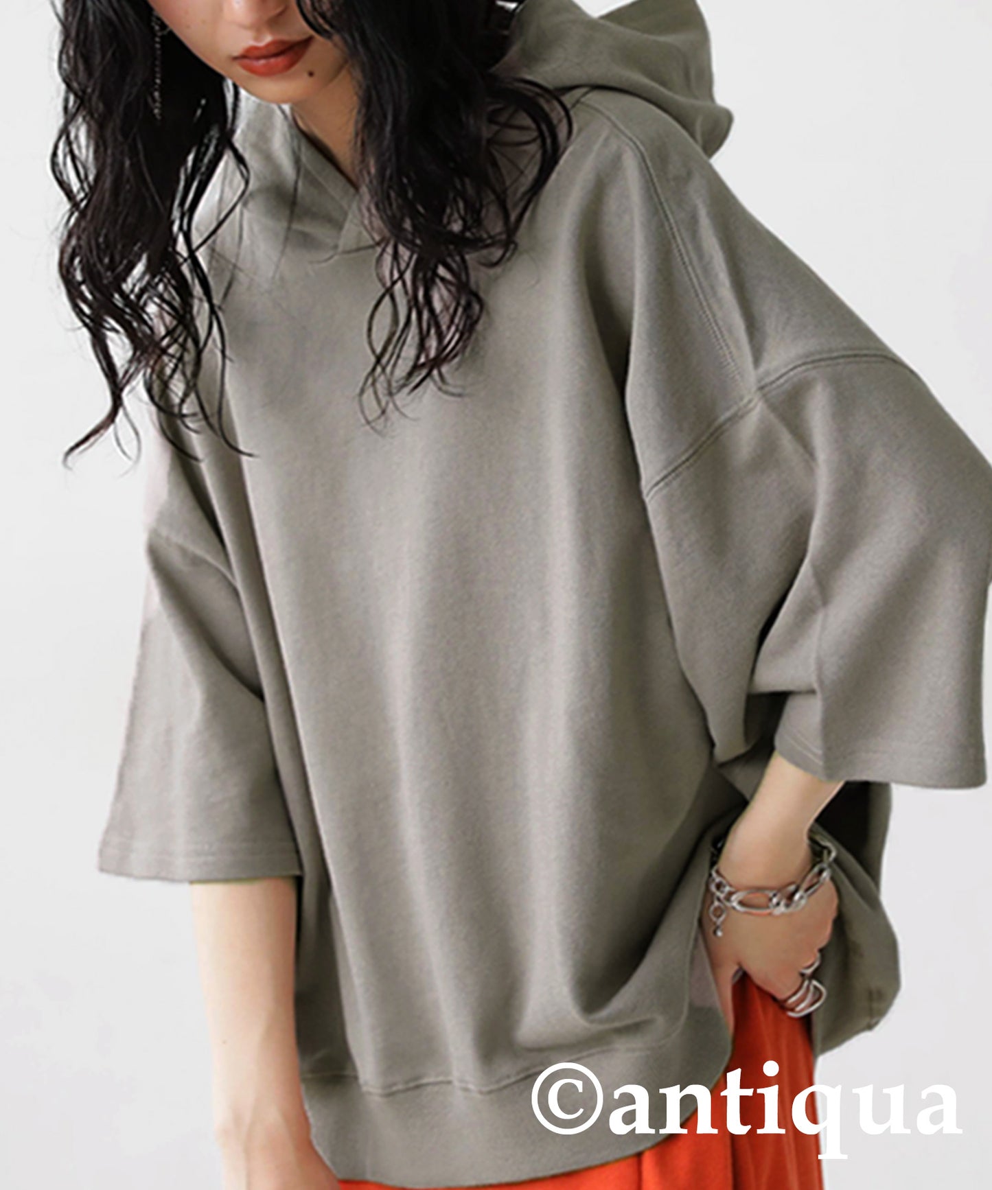 short-sleeved Ladies Hoodie