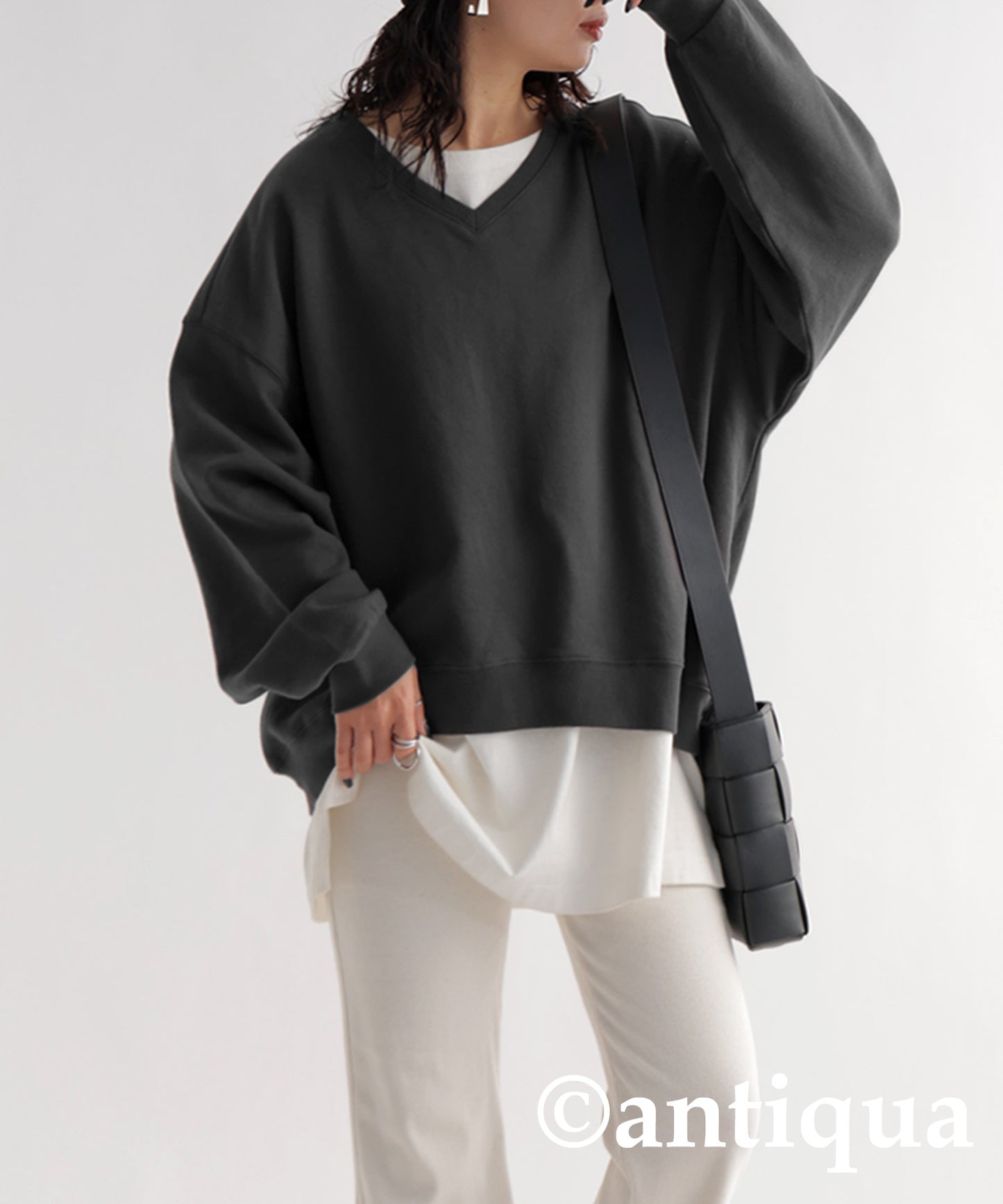 Pile Fabric V-Neck Sweatshirt Ladies