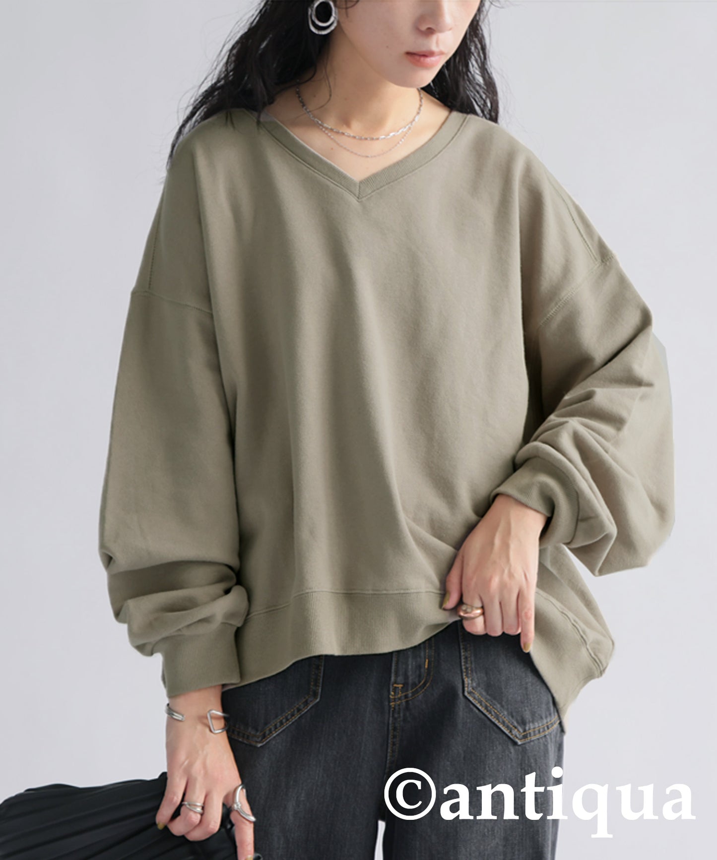 Pile Fabric V-Neck Sweatshirt Ladies