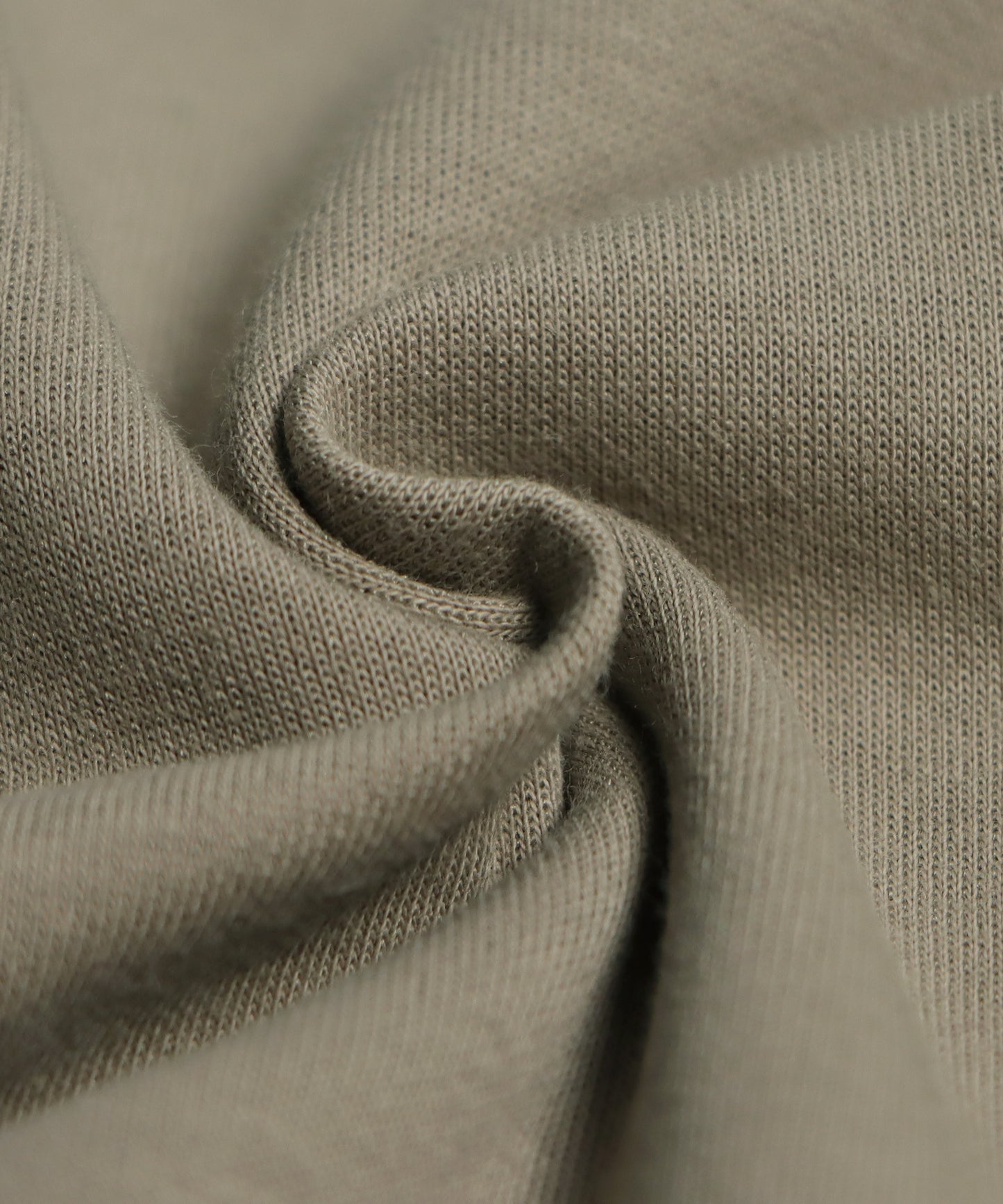 Slit Switching Pullover Ladies