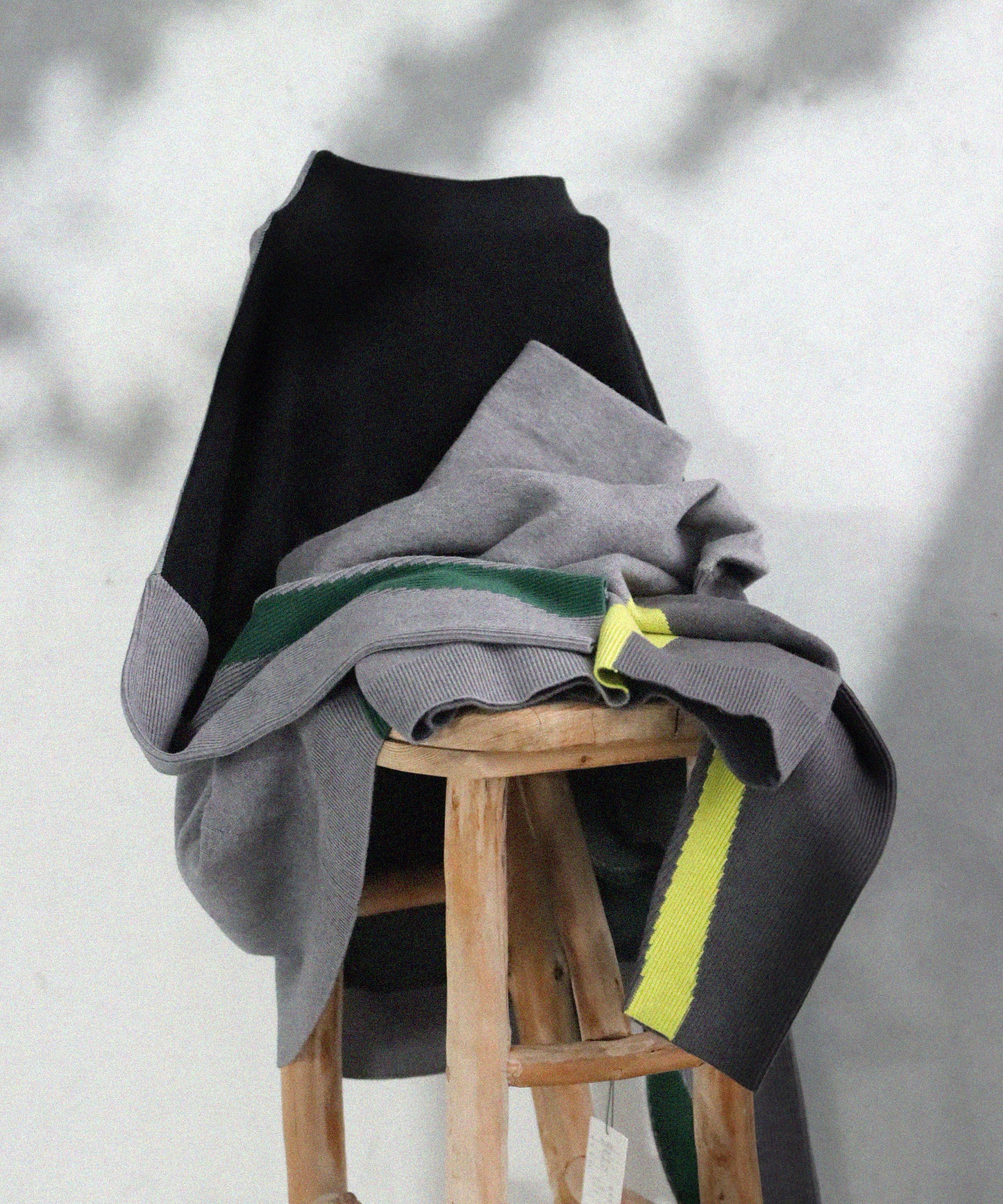 Color Line Knit Ladies