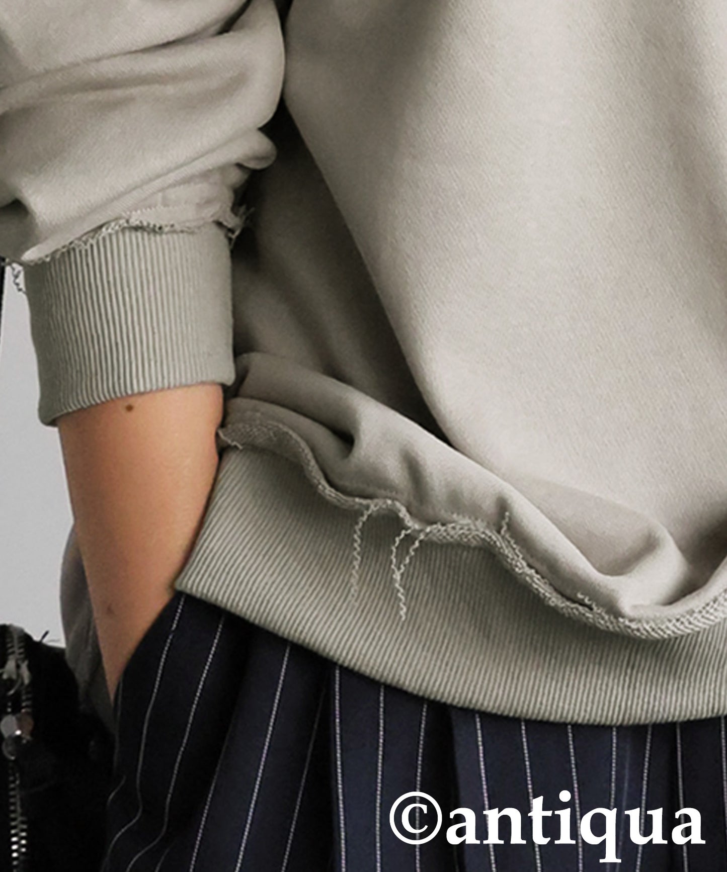 Raw-Edge Fleece Sweatshirt Ladies