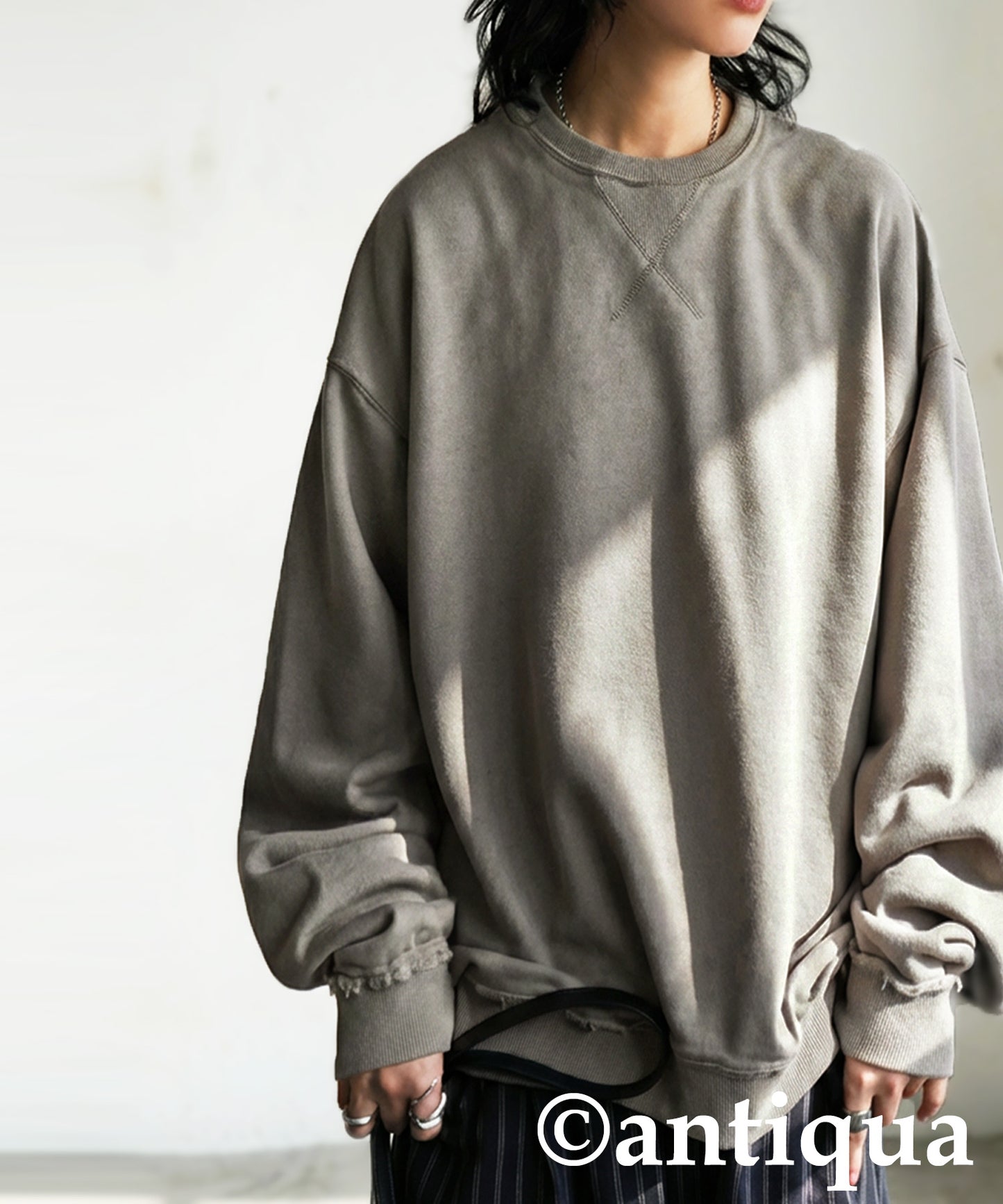 Raw-Edge Fleece Sweatshirt Ladies