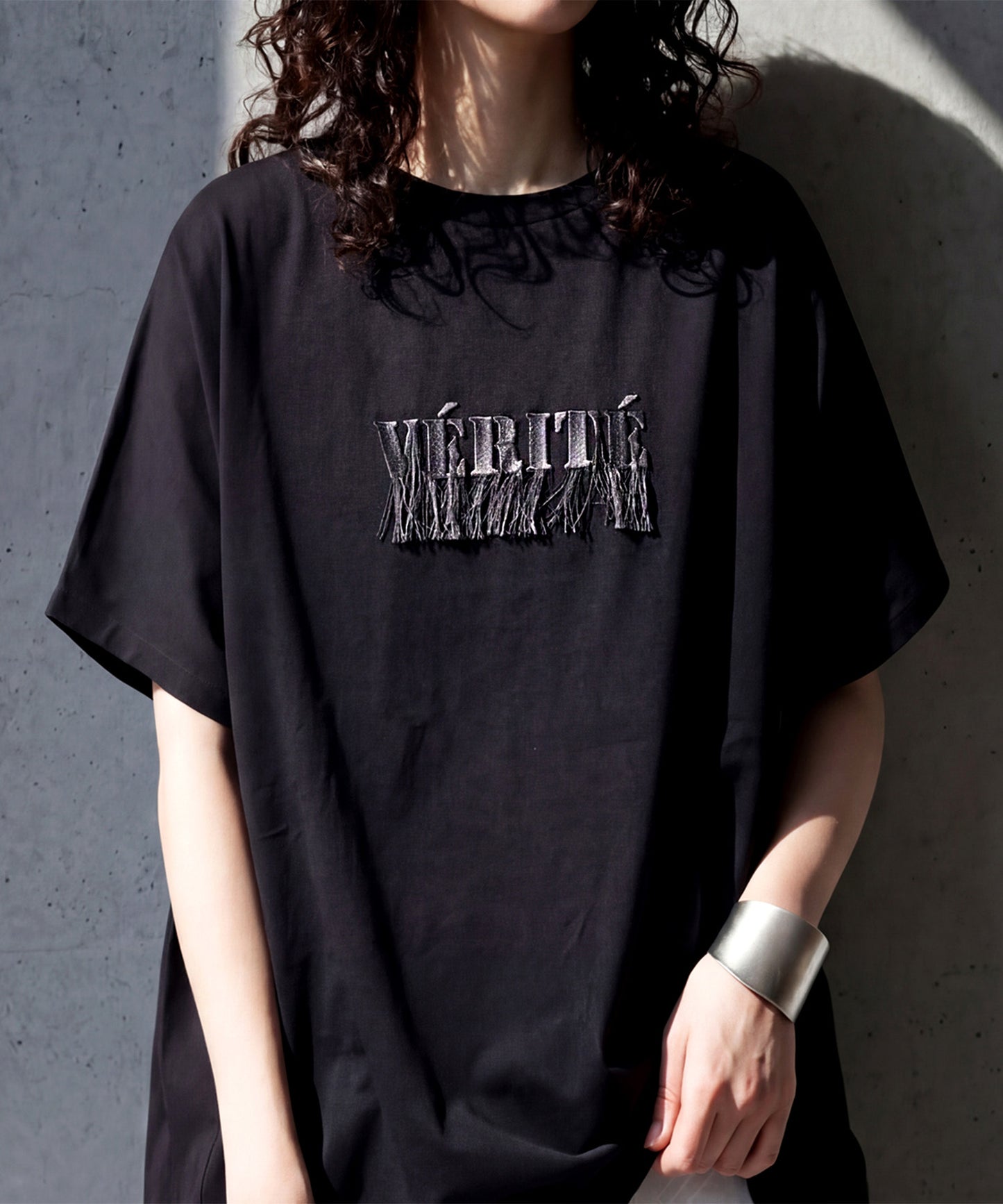 Cool-Touch Embroidered Fringe Logo T-Shirt Ladies