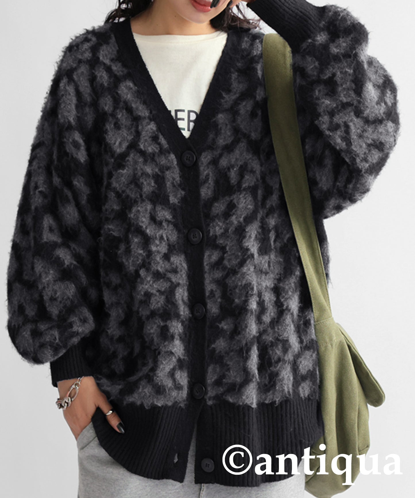 Leopard pattern knit cardigan Ladies