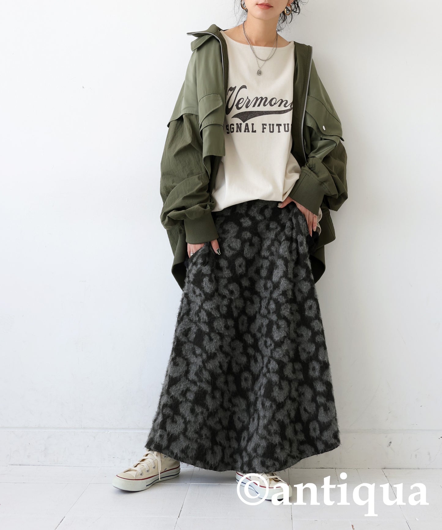 Animal pattern knit skirt Ladies