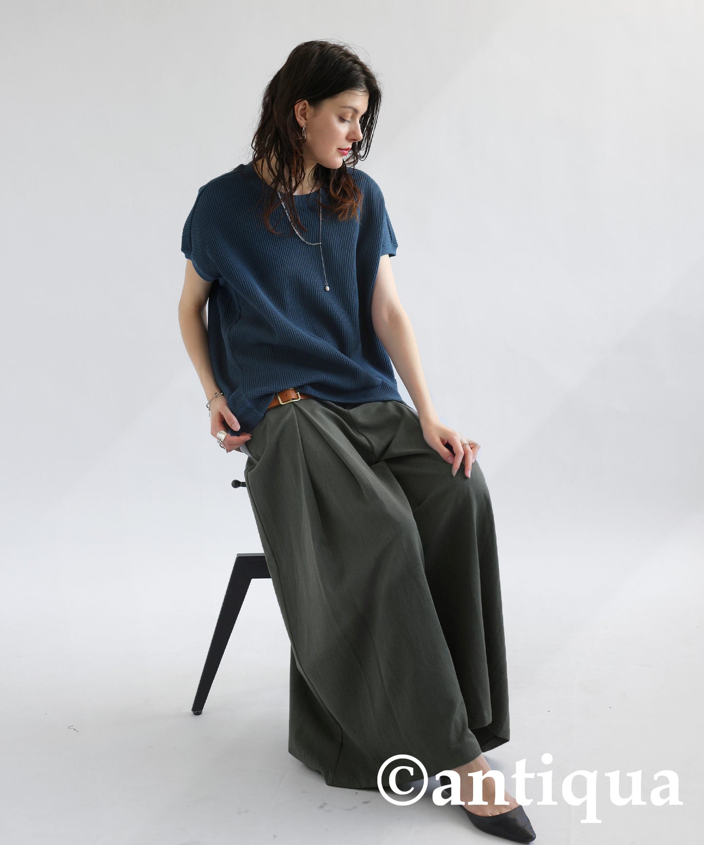 Wide Tuck Pants Ladies