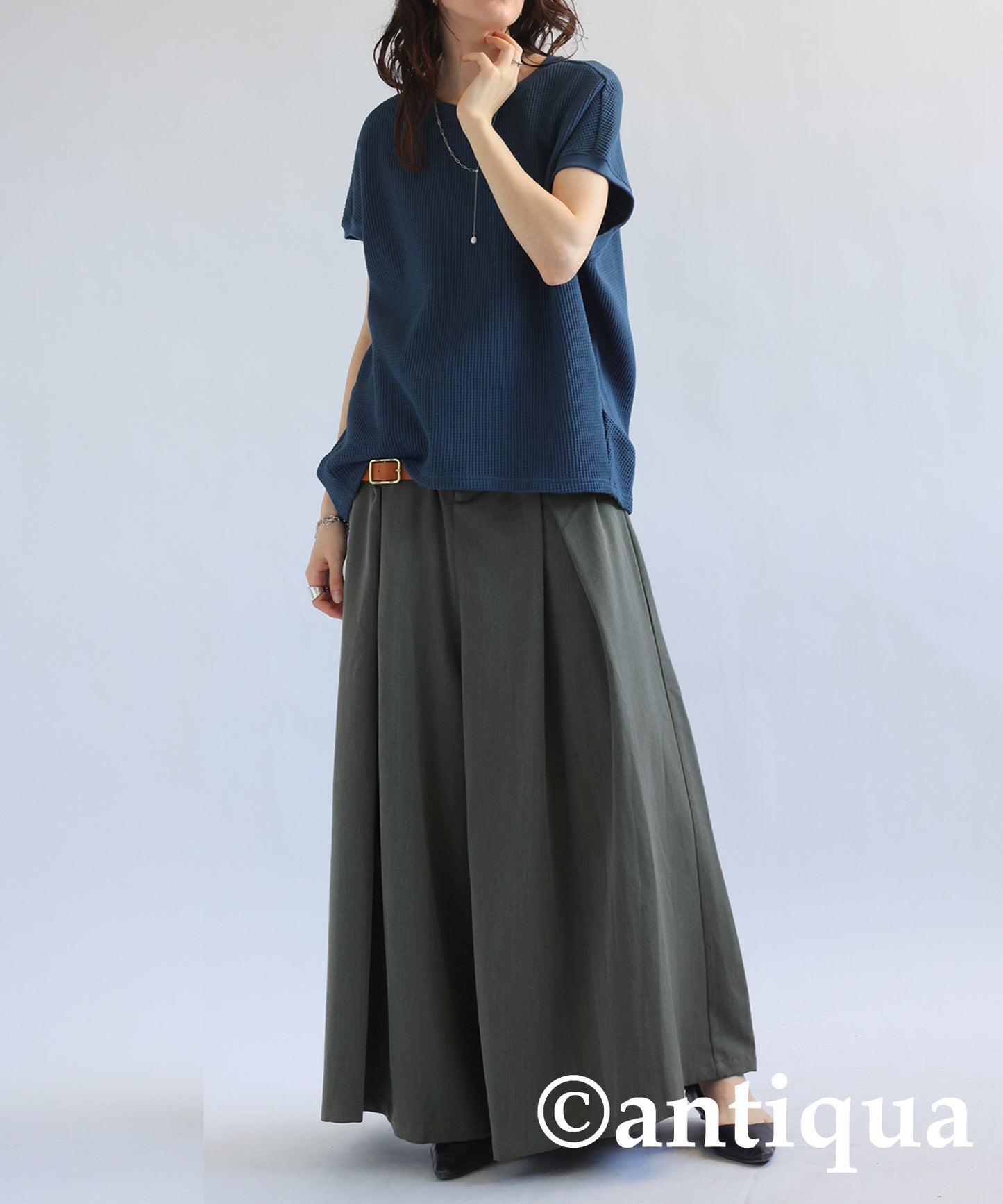 Wide Tuck Pants Ladies