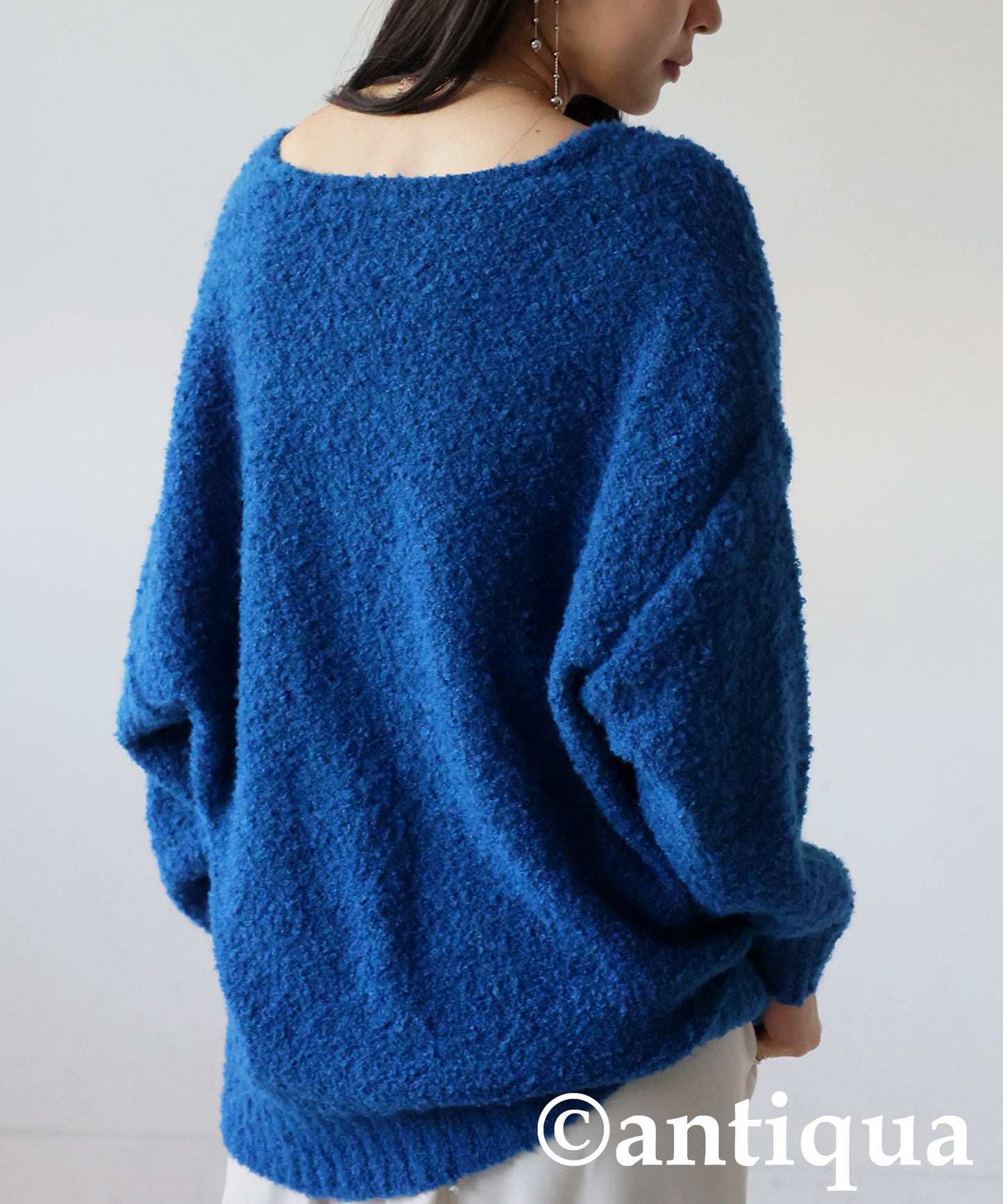 Bouclé V-Neck Knit Ladies