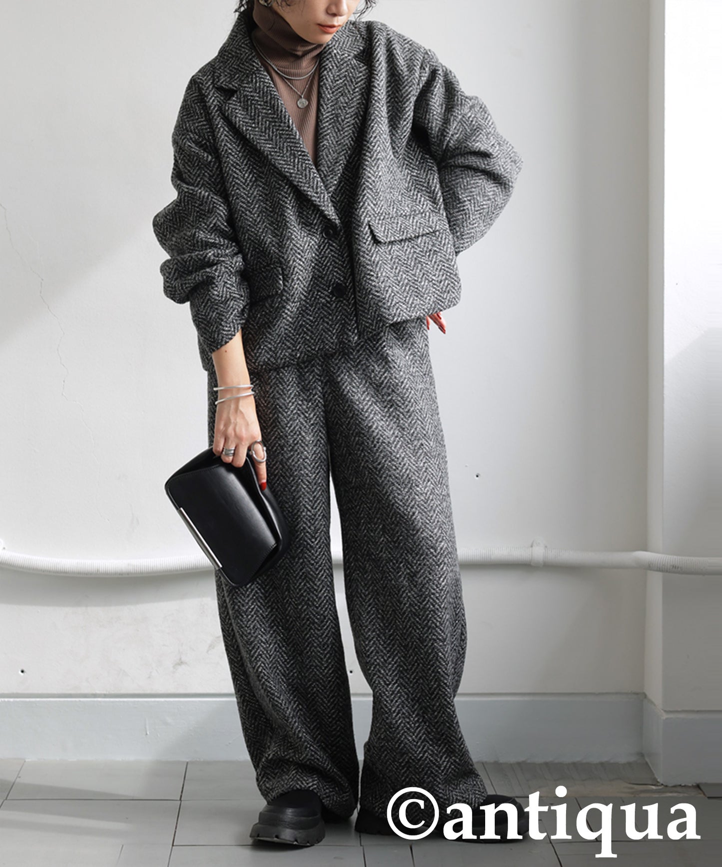 Short Tweed Jacket Ladies