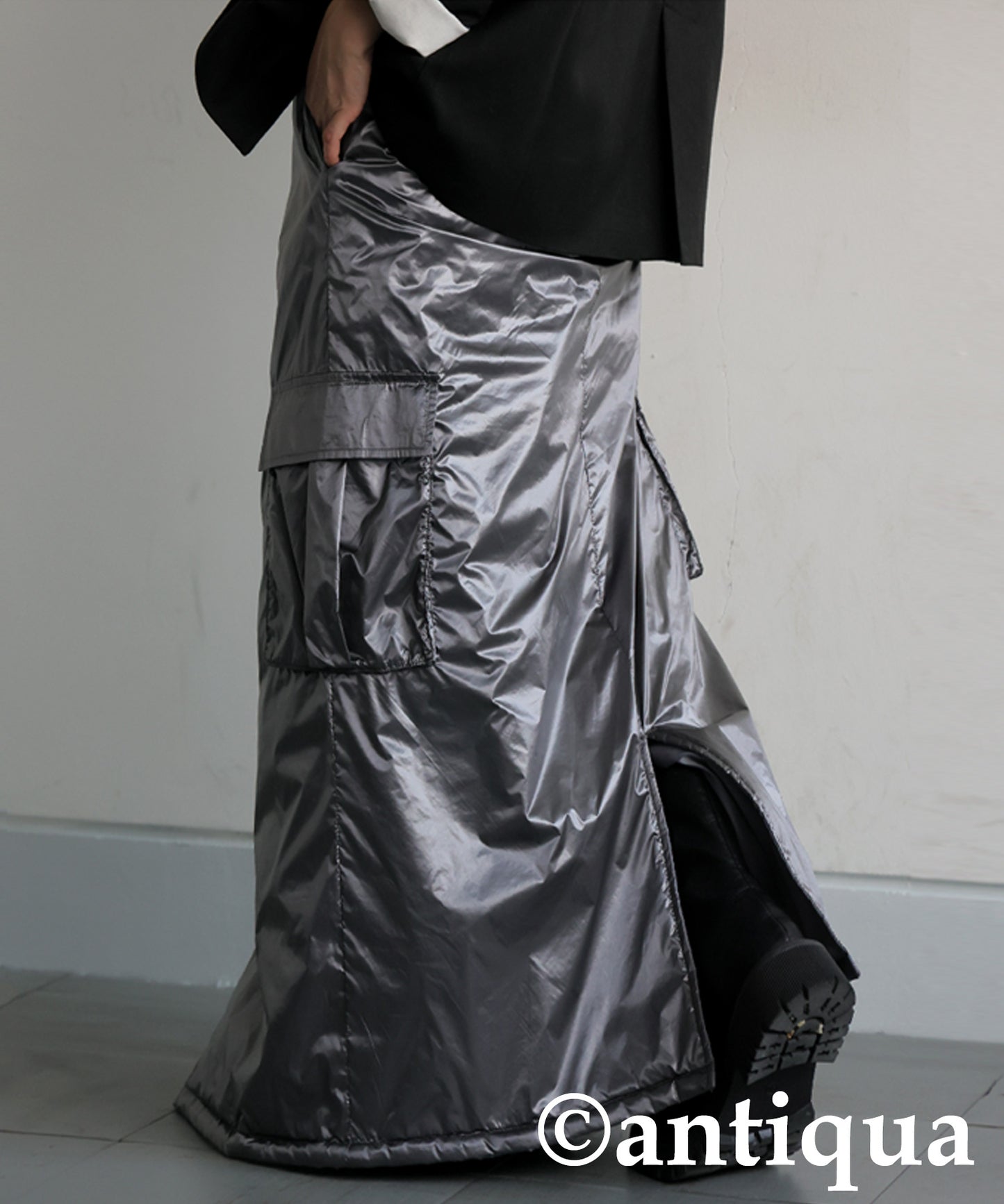 Padded Cargo Skirt Ladies