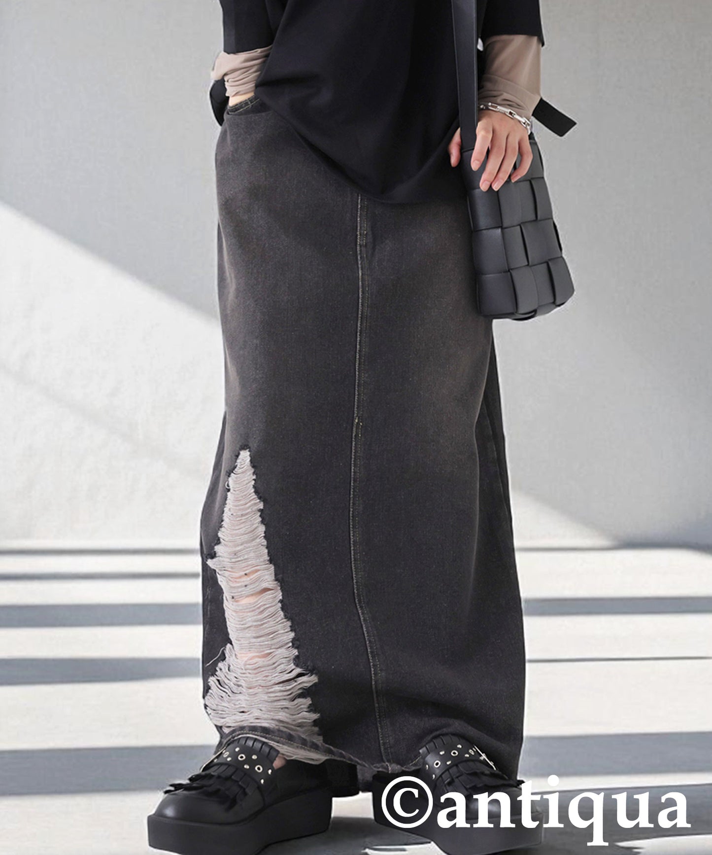 Ladies Distressed Denim Skirt