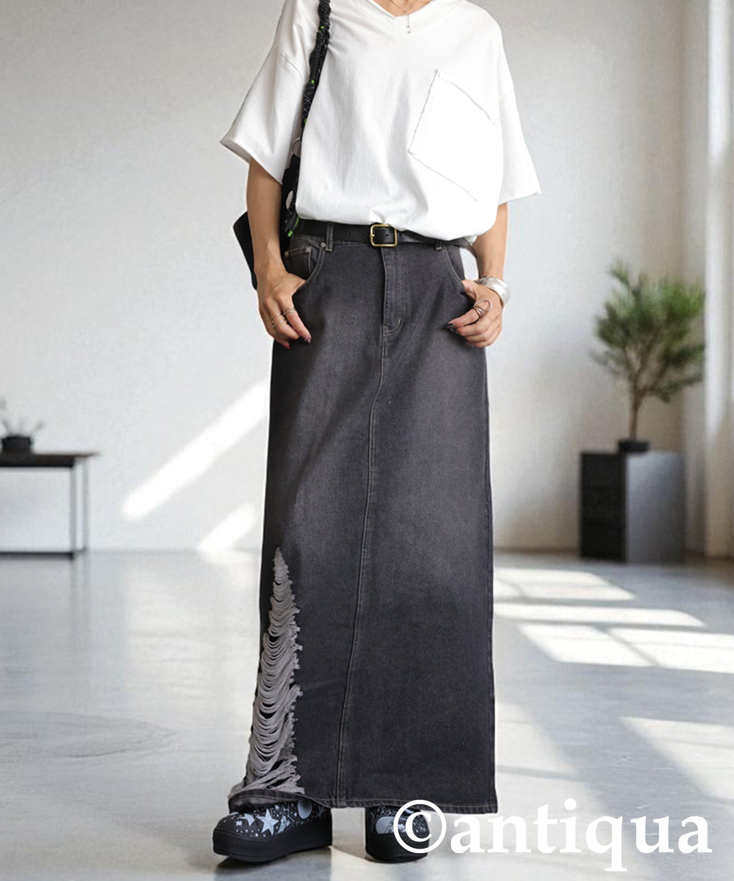 Ladies Distressed Denim Skirt