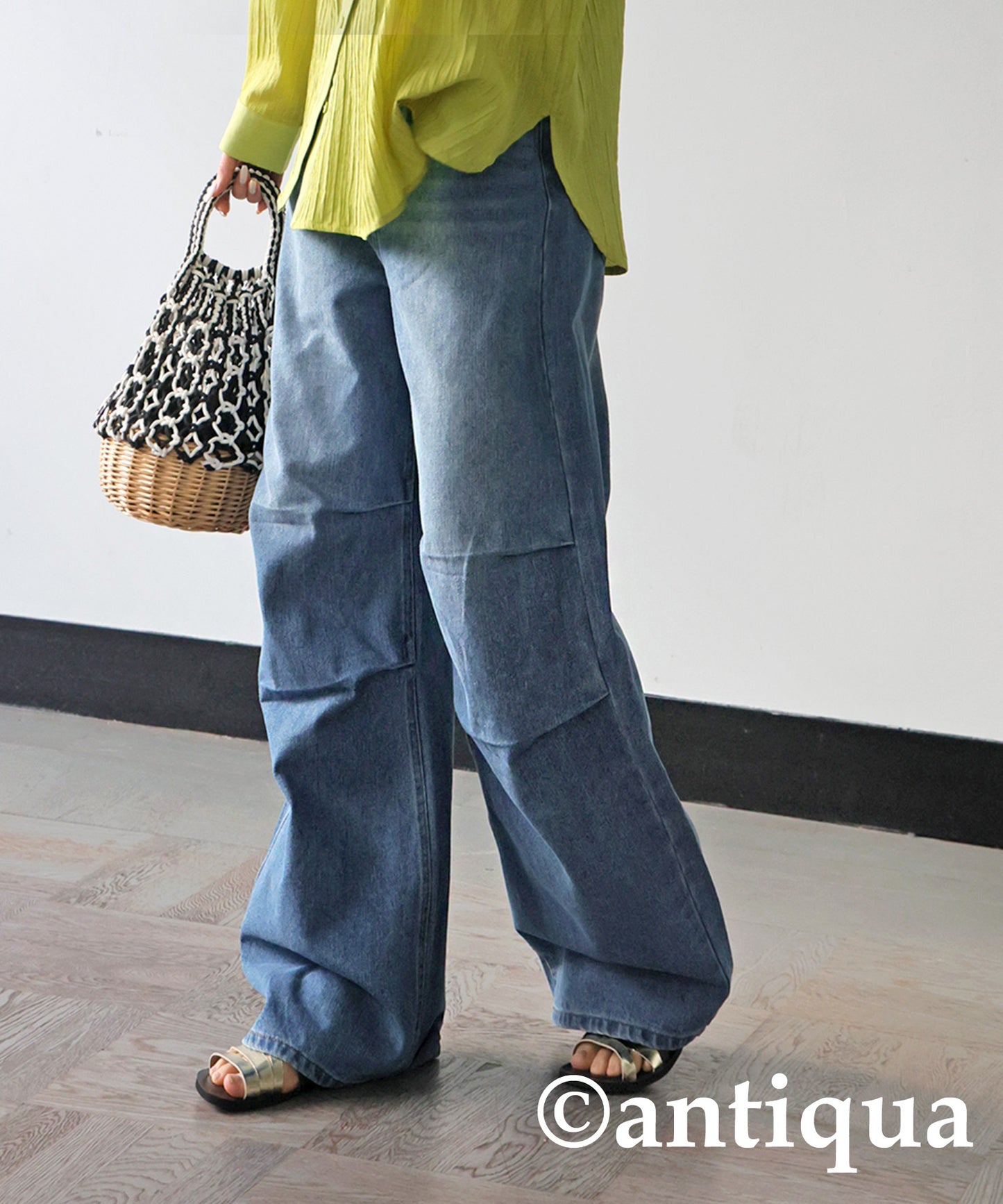 Knee-Tuck Denim Pants Ladies