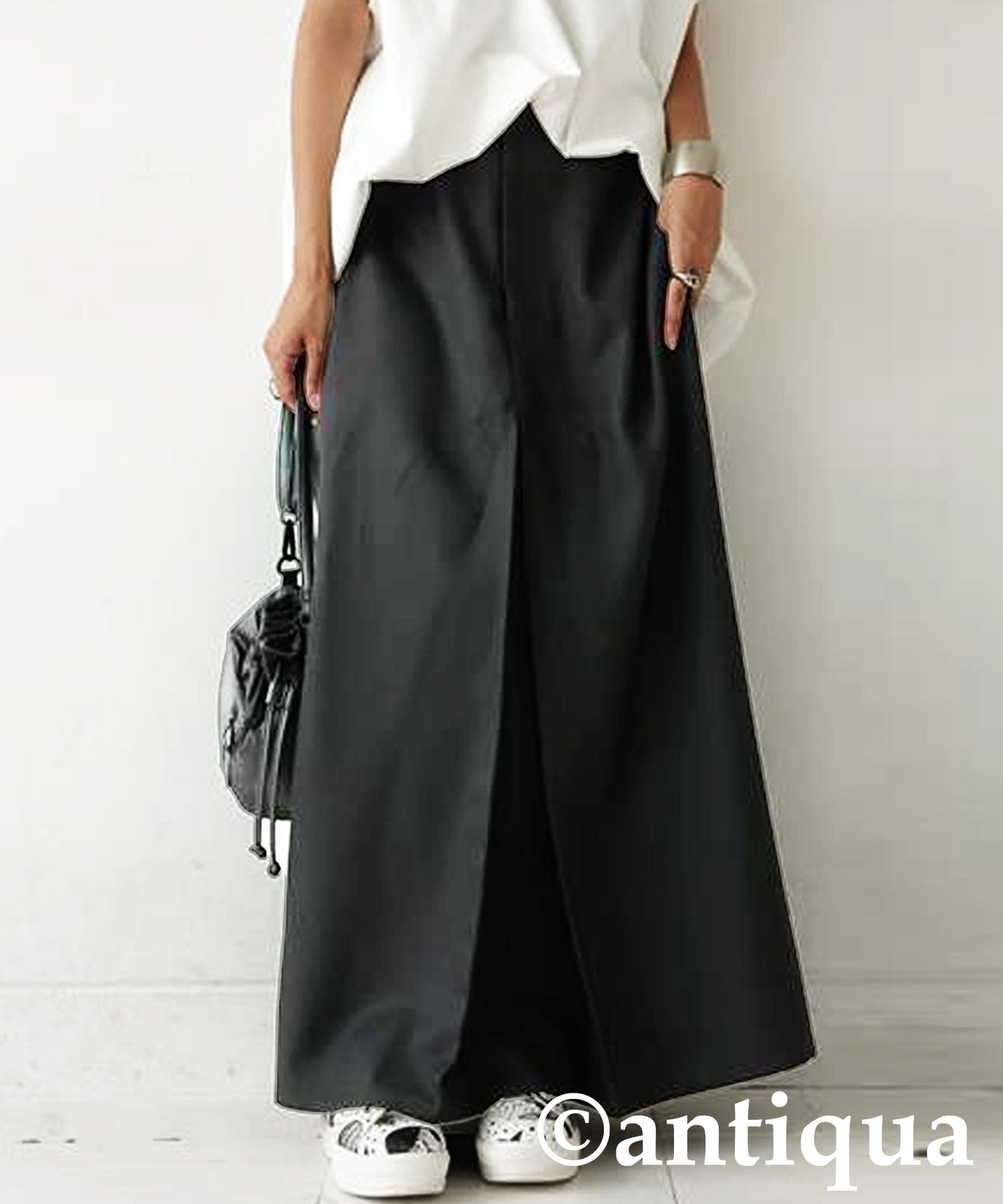 Ladies Center Slit Skirt